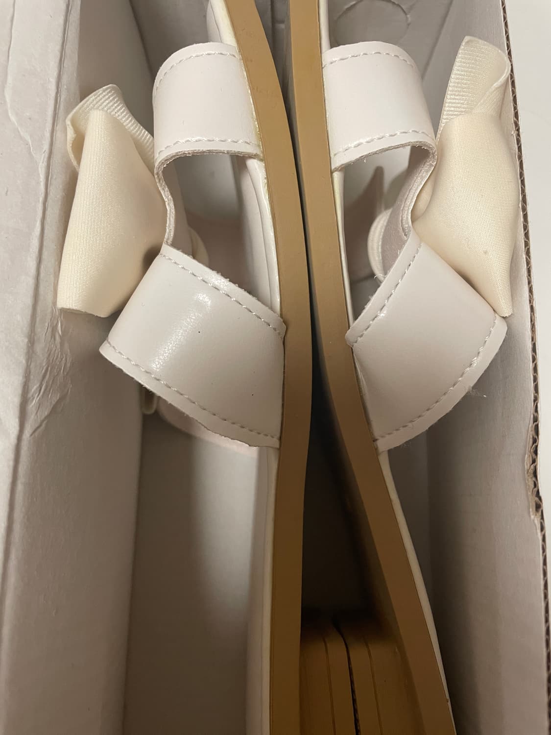 (새상품) 리본스트랩 쪼리 뮬 플랫 슬리퍼(1.5cm) 240 상품이미지2