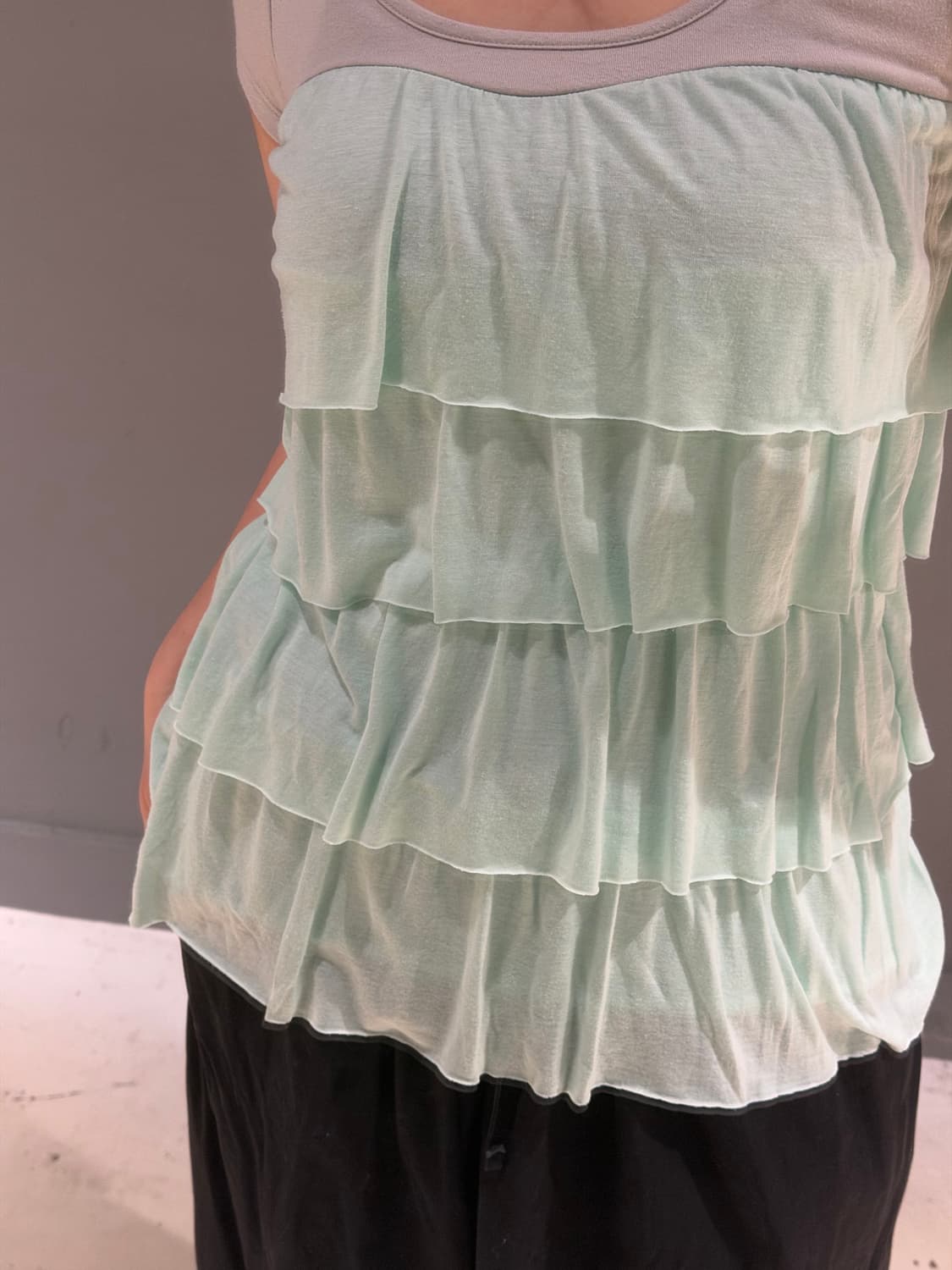 grey + mint can-can frill detail top 상품이미지4