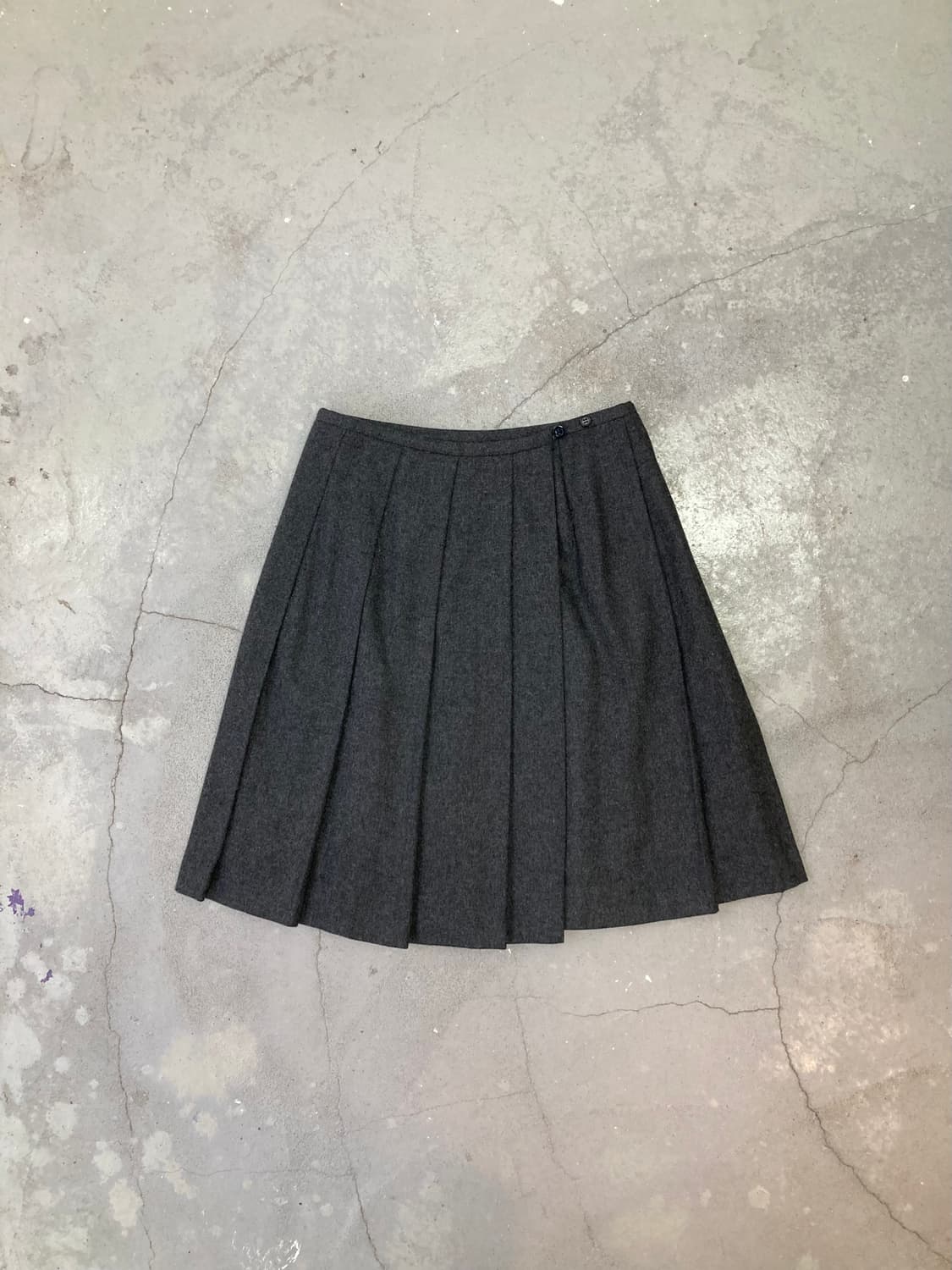 charcoal pleated wool wrap midi skirt 상품이미지1