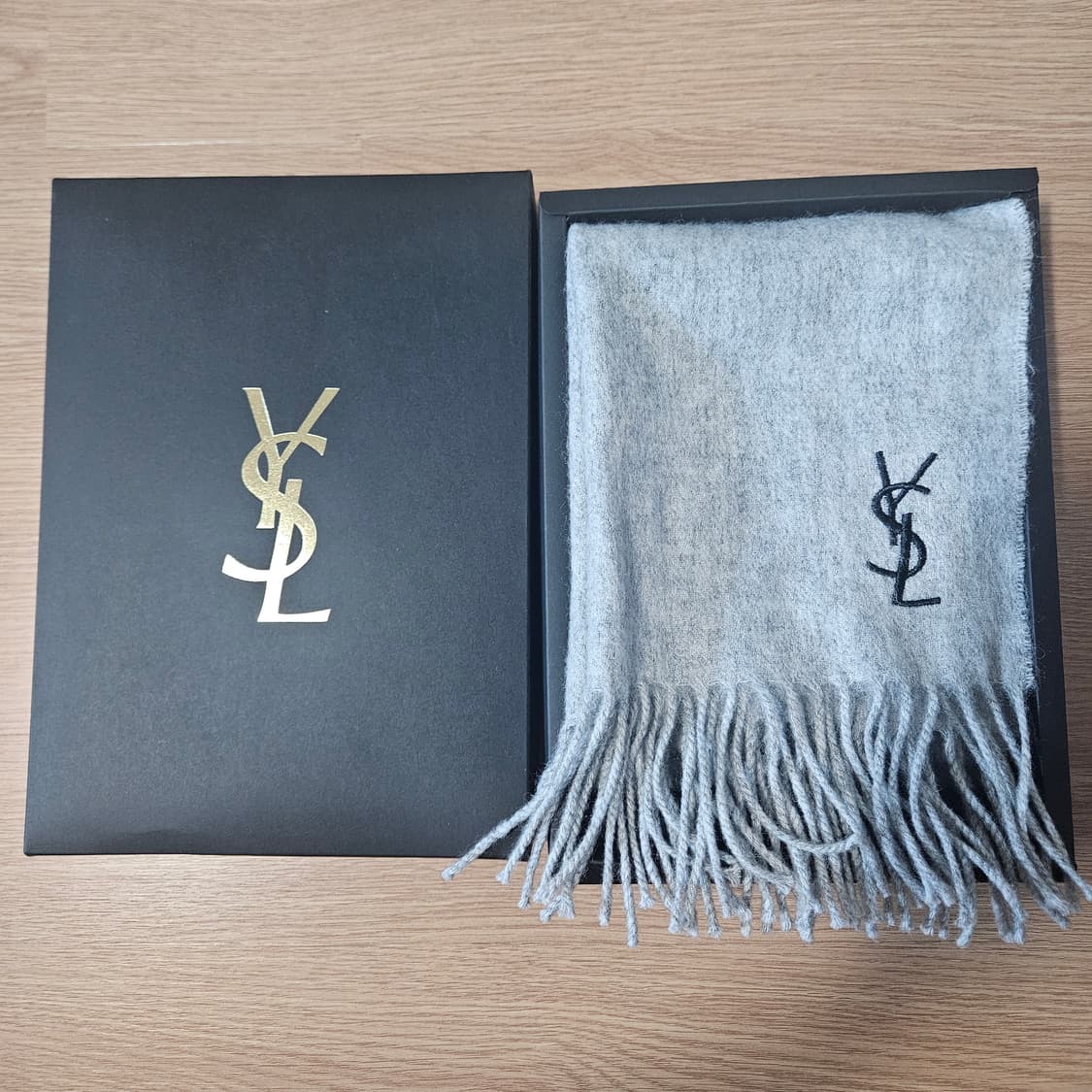 YSL 생로랑 머플러 상품이미지1
