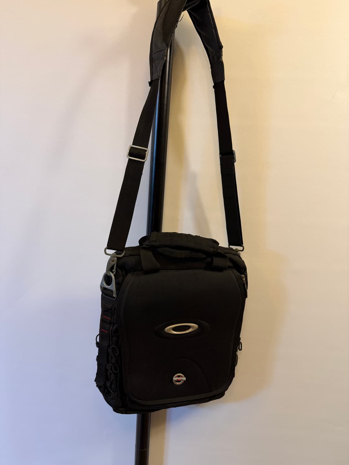 오클리 00's 랩탑 메신저백 상품이미지6