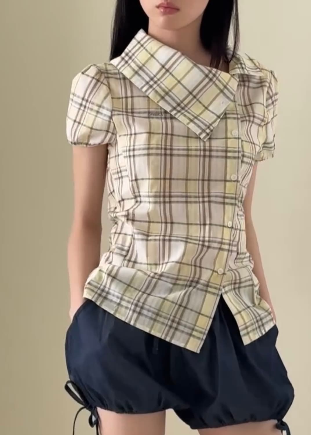 DRAPE COLLAR BLOUSE (YELLOW CHECK) 상품이미지2