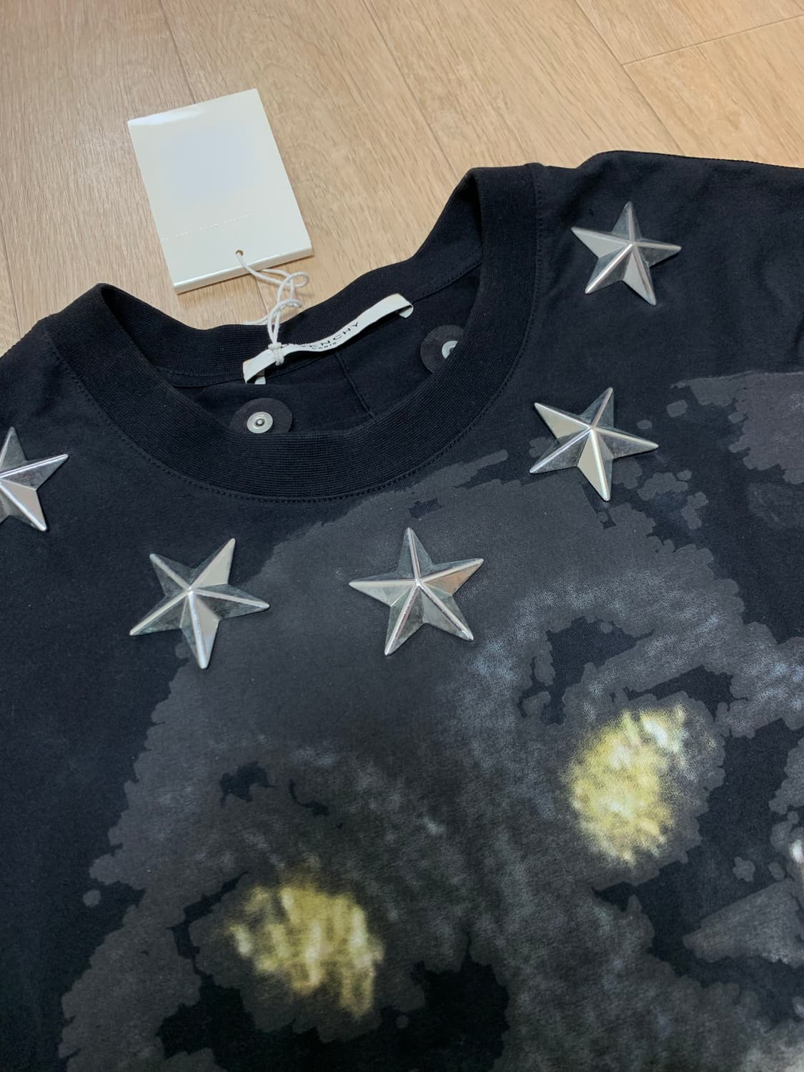 지방시 로트와일러 스터드 M 유로핏 상품이미지3