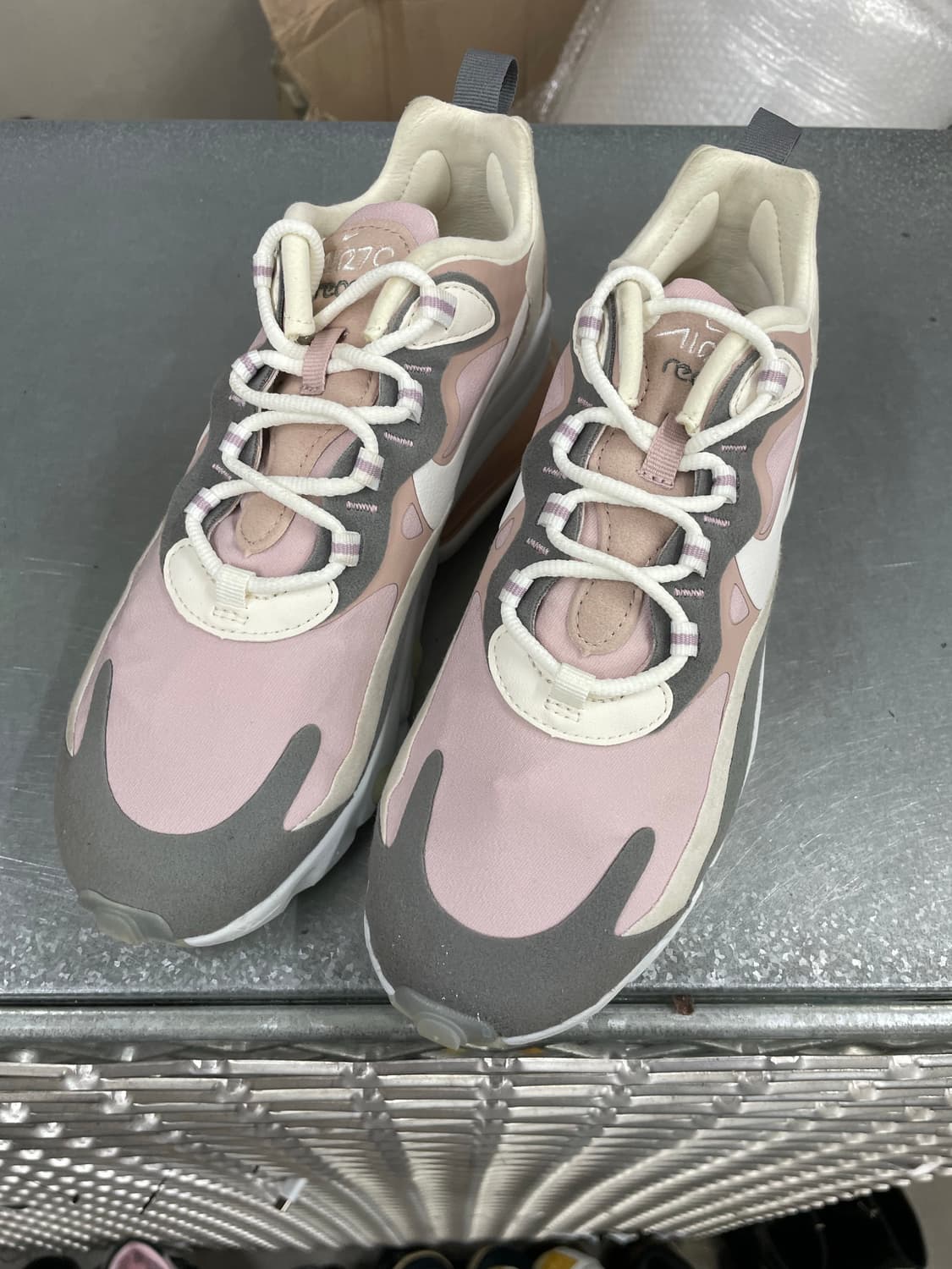 나이키 에어맥스 270 리액트 핑크 240 상품이미지2