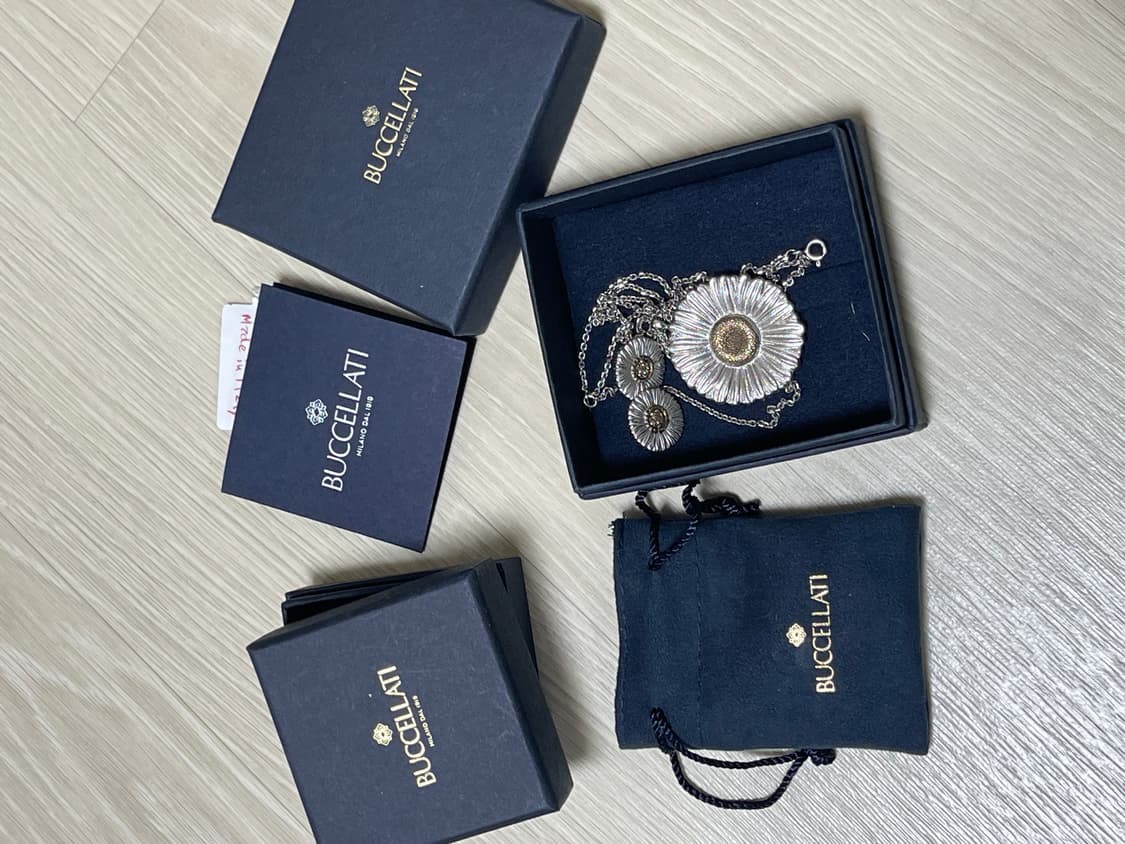 부첼라티 목걸이 귀걸이 팝니다 상품이미지1