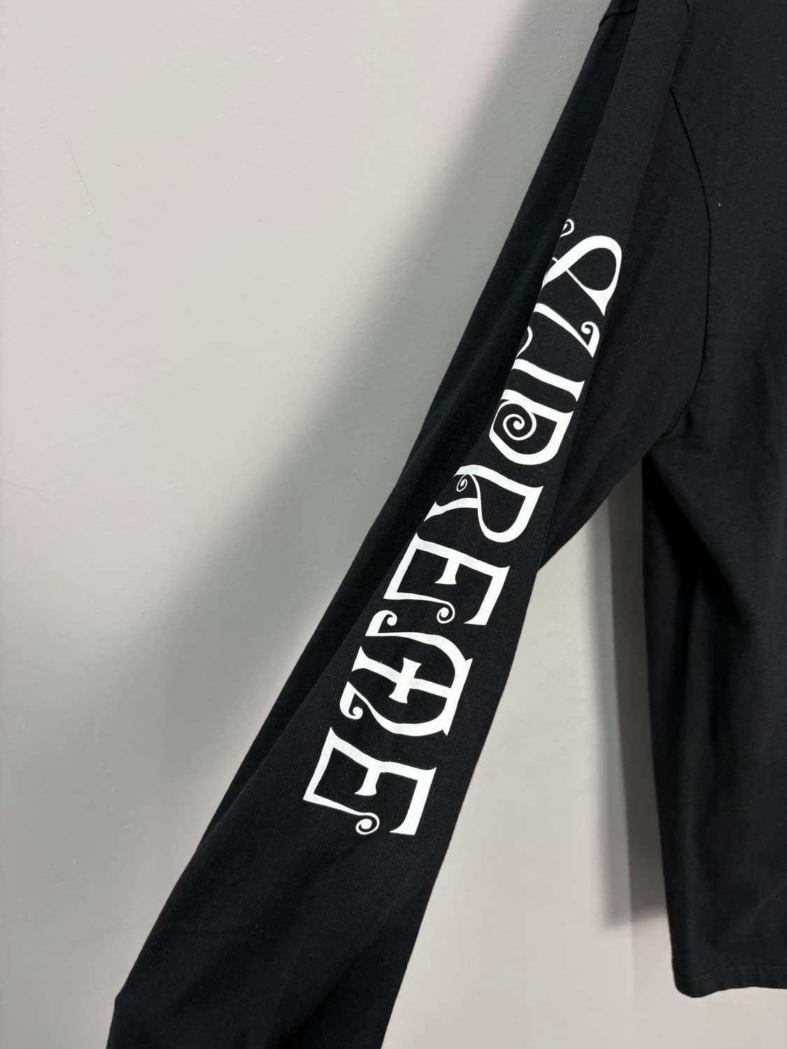 슈프림 X 사우스2 웨스트 8 포켓 롱 슬리브 블랙티셔츠 A3599 상품이미지4