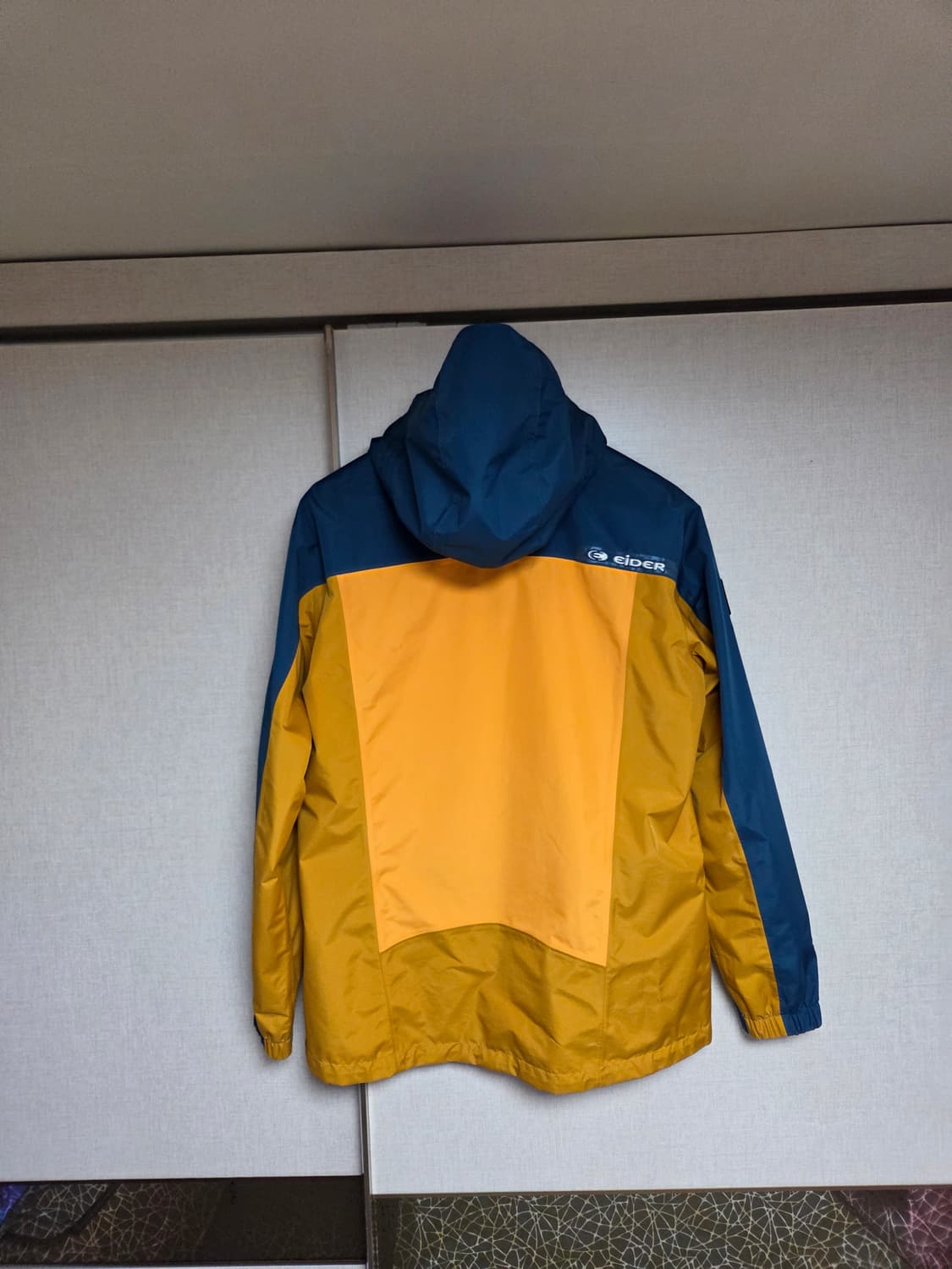 아이더 카잔스키 바람막이 자켓 XL 상품이미지3