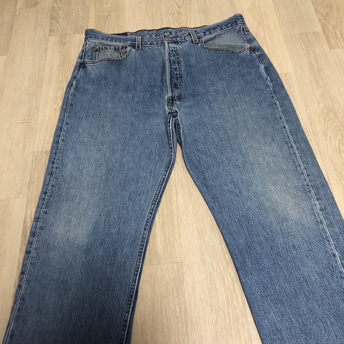 (36) 90's 리바이스 미국제 501 스트레이트진 연청 데님 상품이미지2
