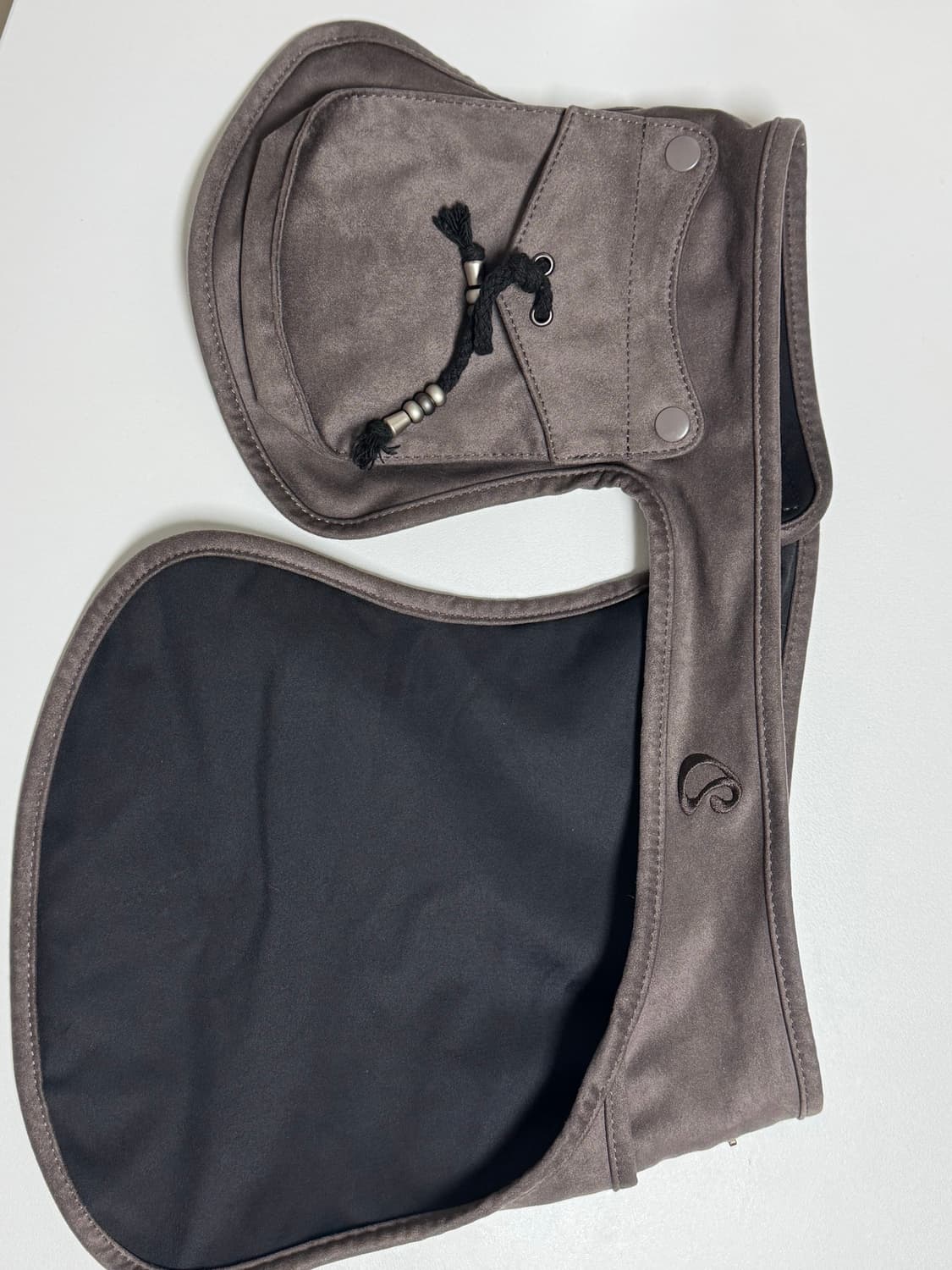 코이세이오 스웨이드 벨트 백 브라운 상품이미지2