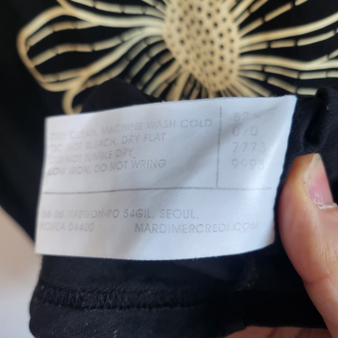 [Free] 마르디 메크르디 플라워 블랙 반팔티 상품이미지5