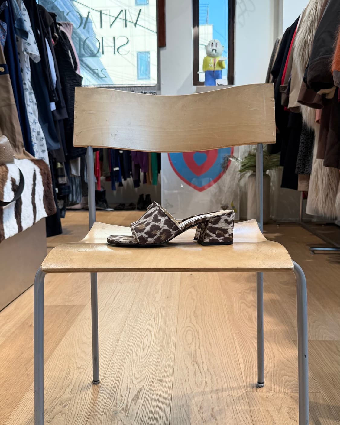 돌체앤가바나 레오파드 패브릭 샌들  상품이미지4