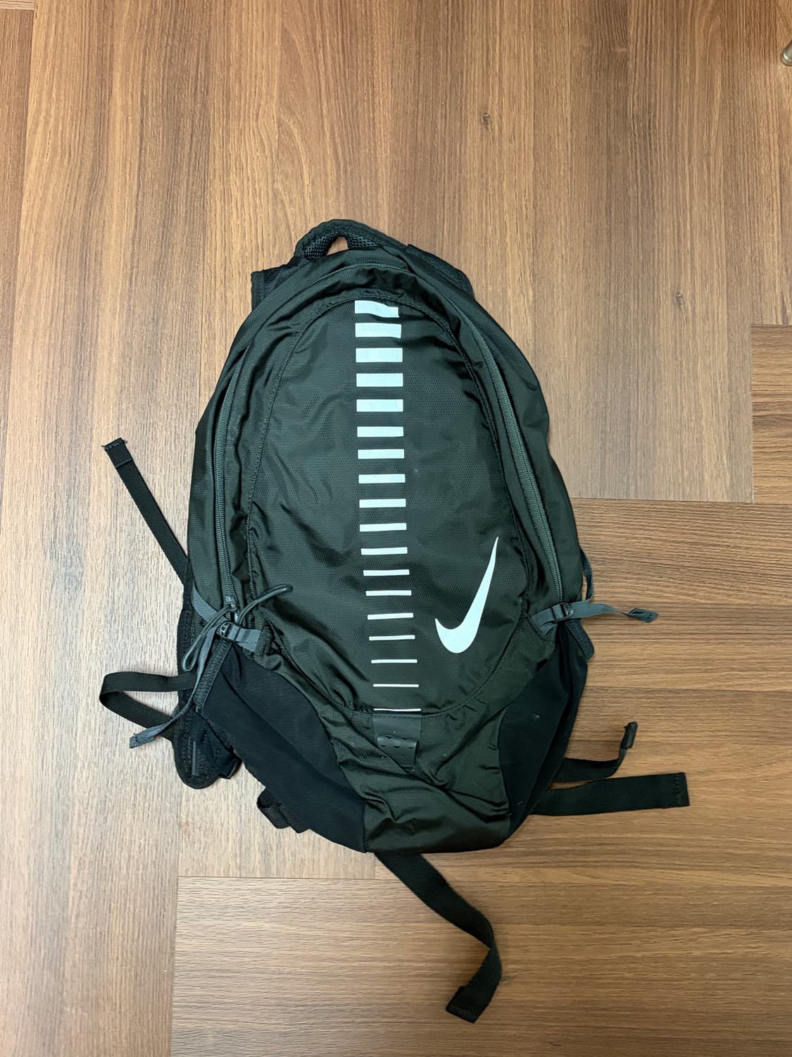 나이키 런디비전 러닝 가방 판매 상품이미지1