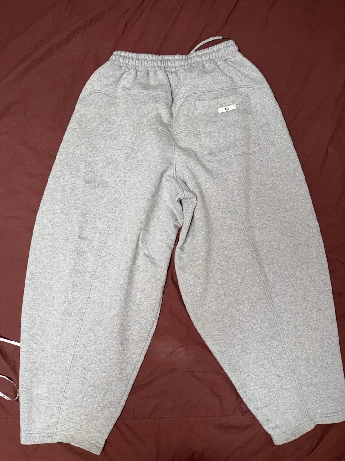 뉴치프시크 디피 벌룬핏 스웻팬츠 [gray] 상품이미지4