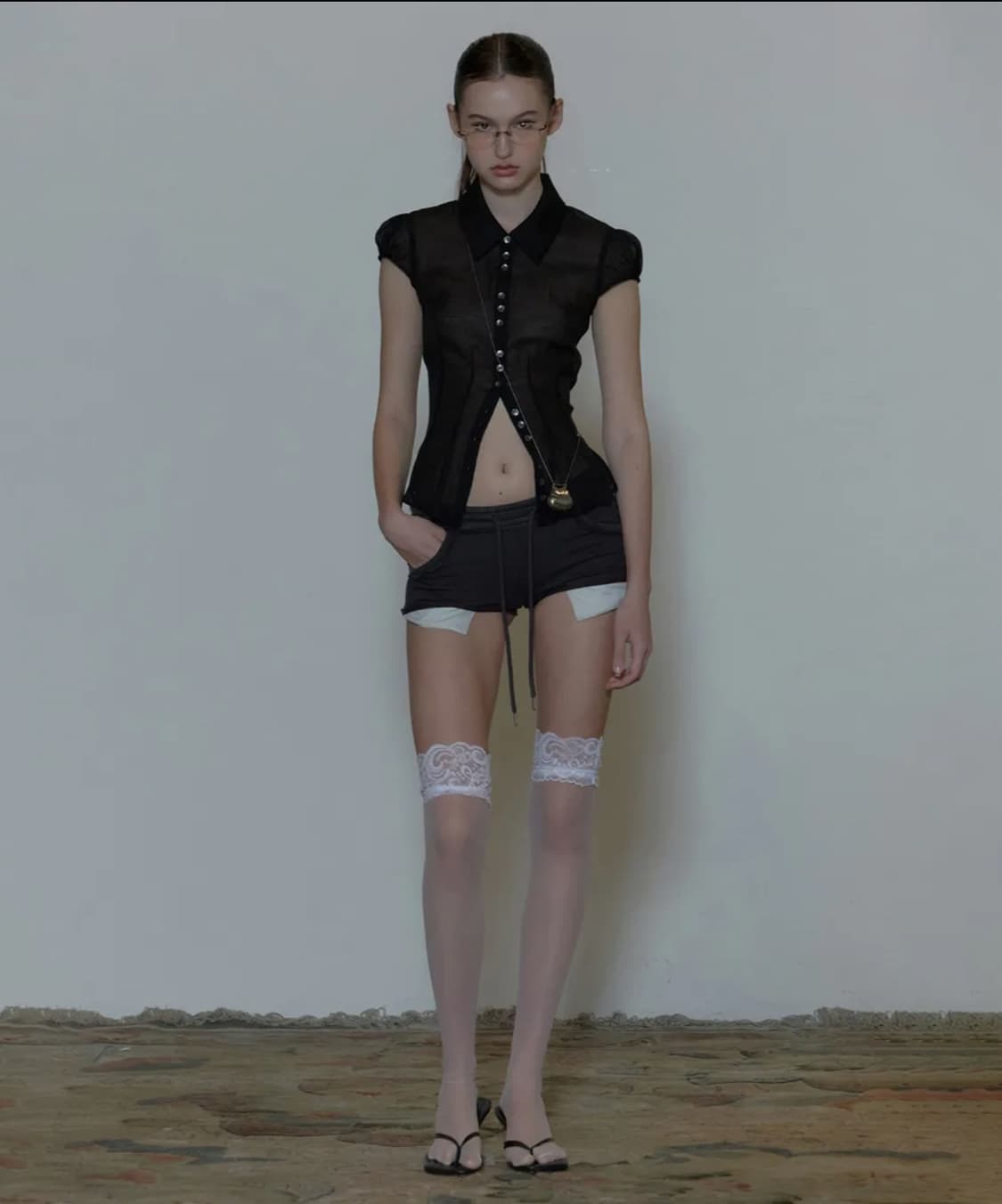 스컬프터 Sheer Pleated Hem Blouse Black 상품이미지5