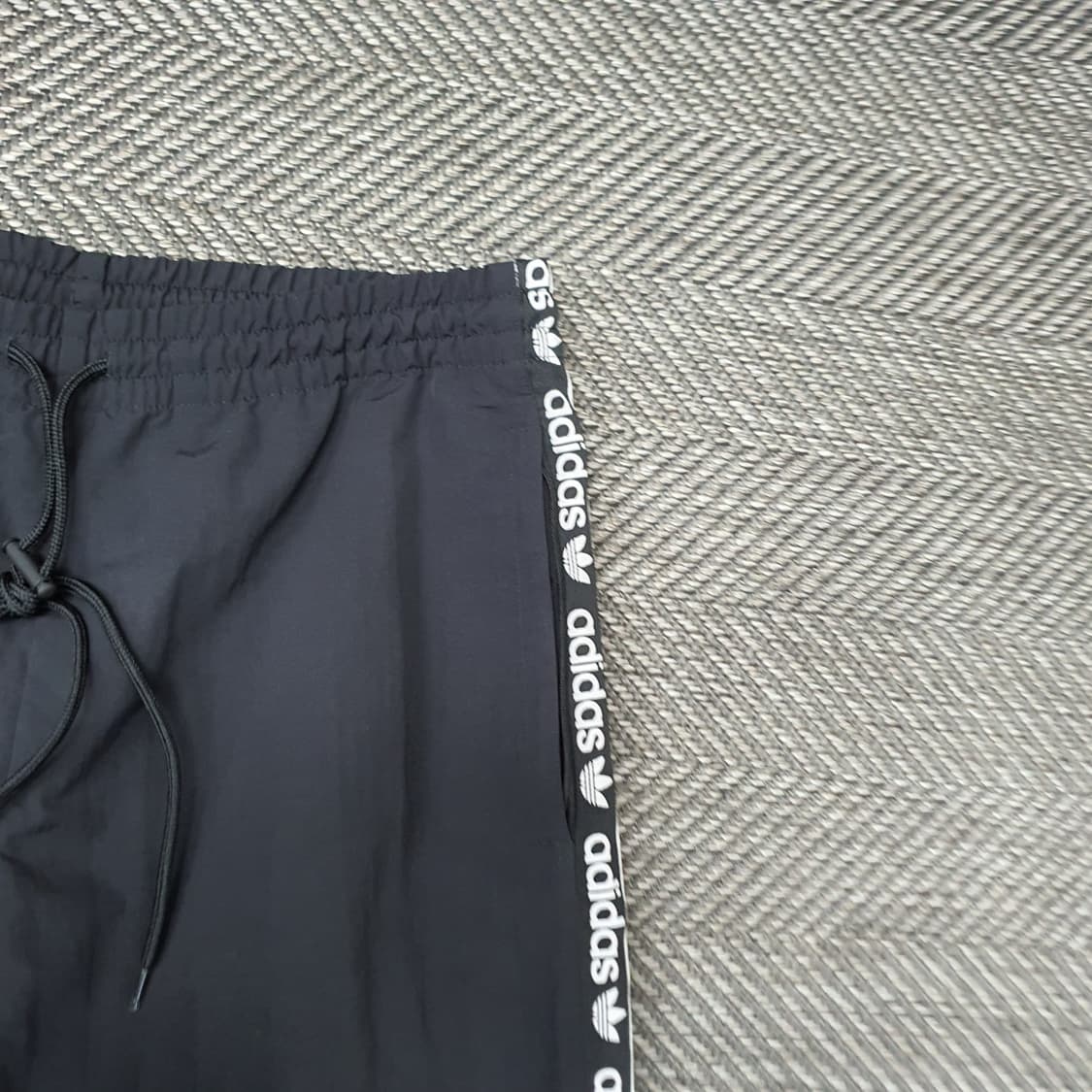 아디다스 우븐 밴딩 조거팬츠 남자34~35 상품이미지3