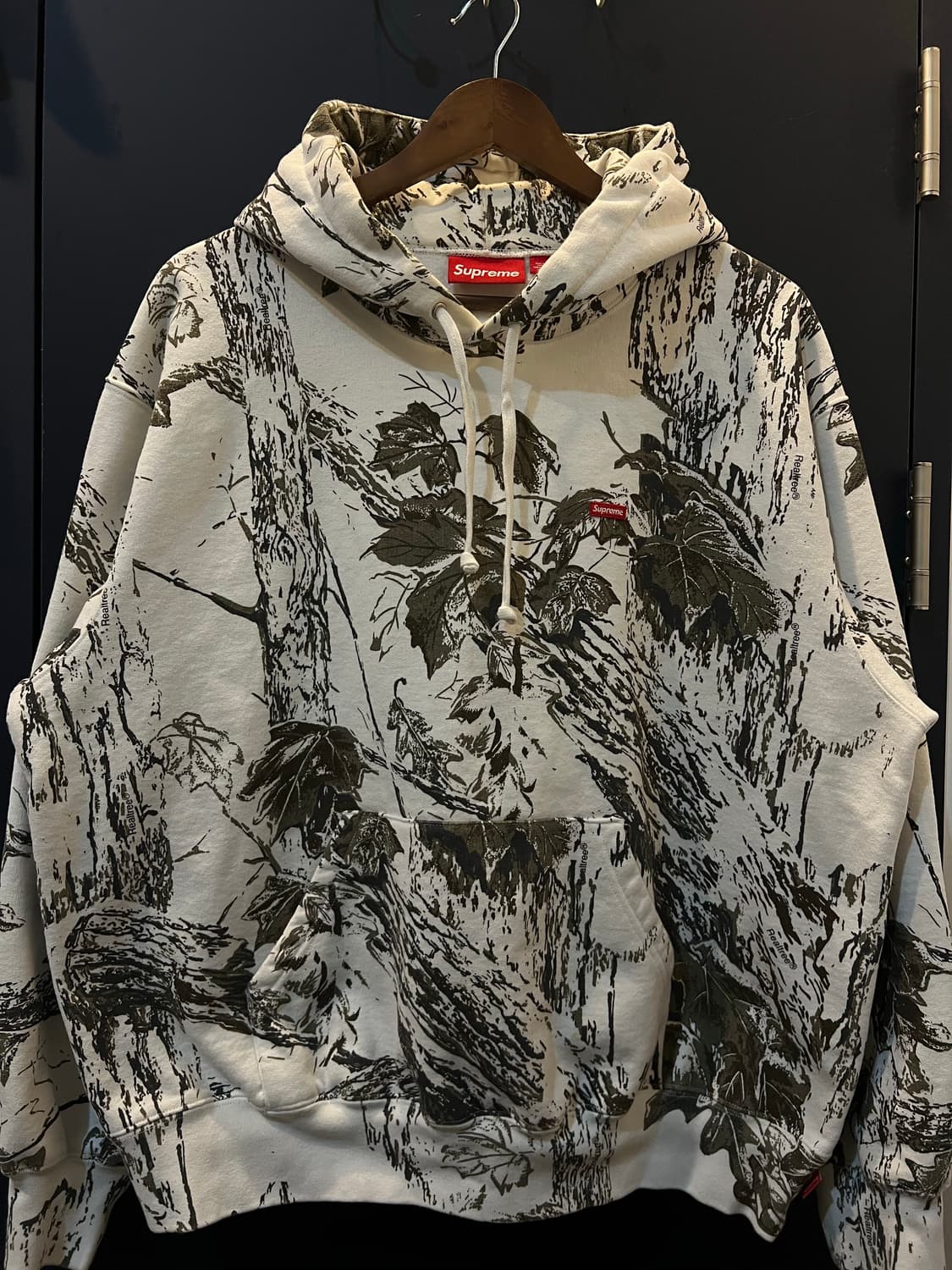 슈프림 스몰 박스 우드랜드 카모 후드 스웨트셔츠 상품이미지1