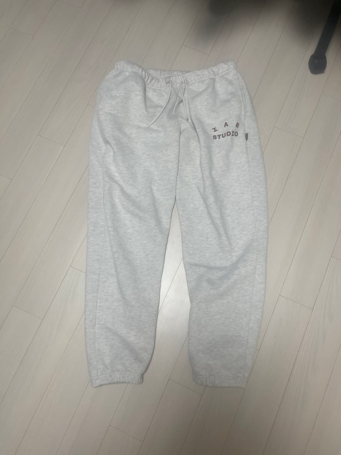 아이앱 오트밀 버건디 스웻팬츠 상품이미지1