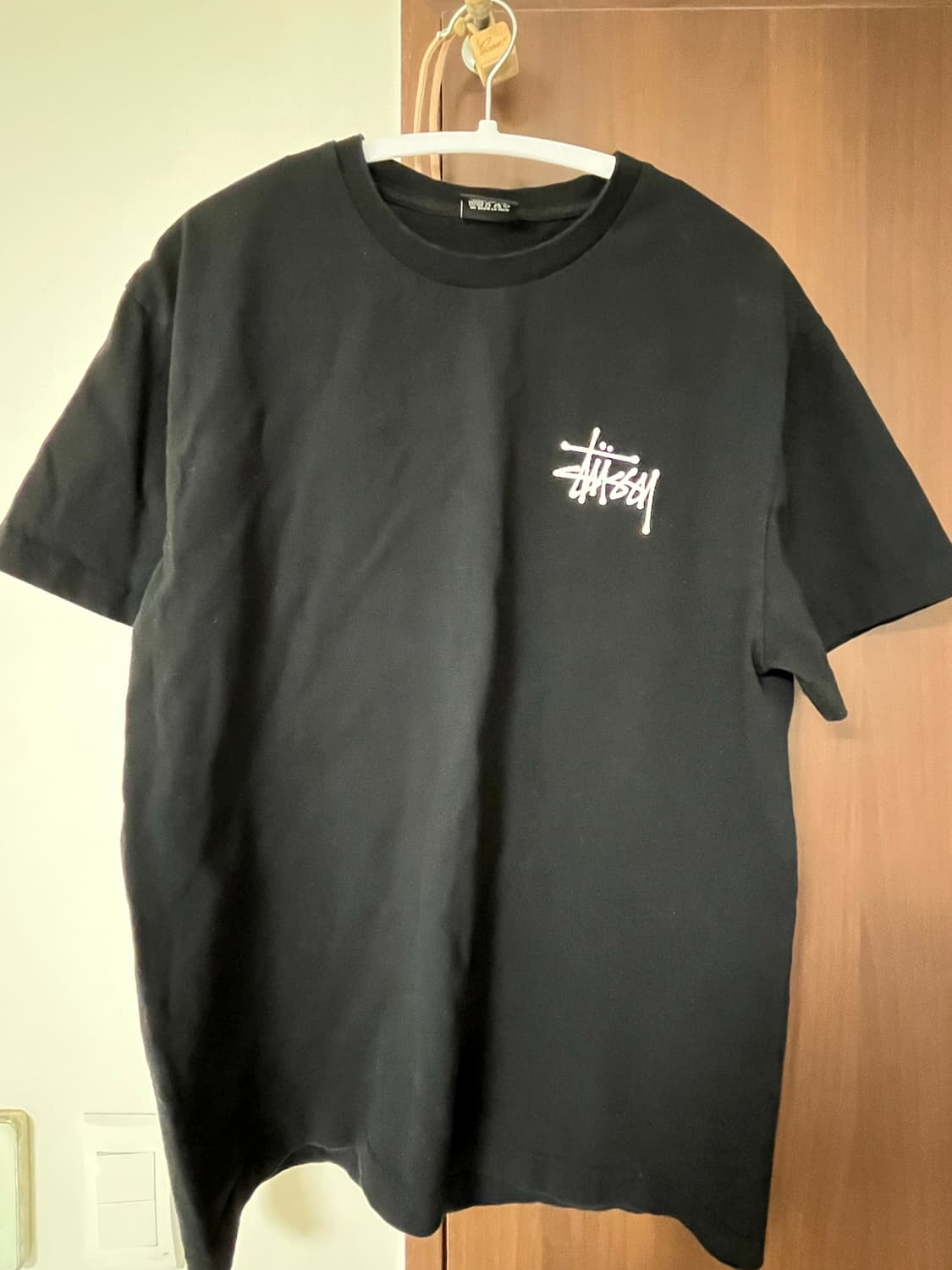 스투시 클래식 로고 반팔 L 상품이미지1