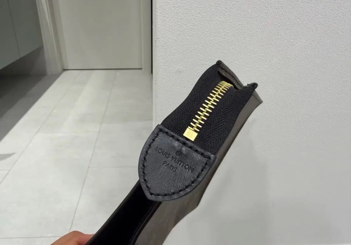 루이비통 포쉐트 토일렛 클러치 26 상품이미지4