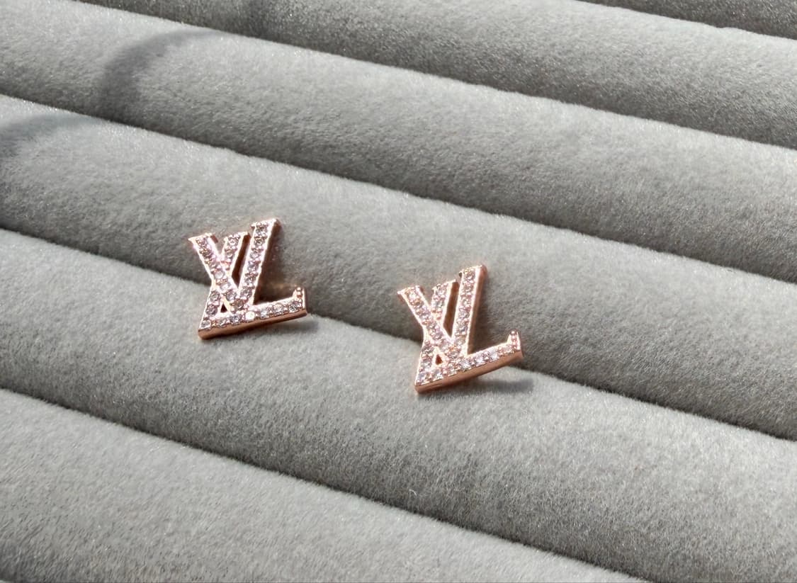 LV 크리스탈 이어링 상품이미지7