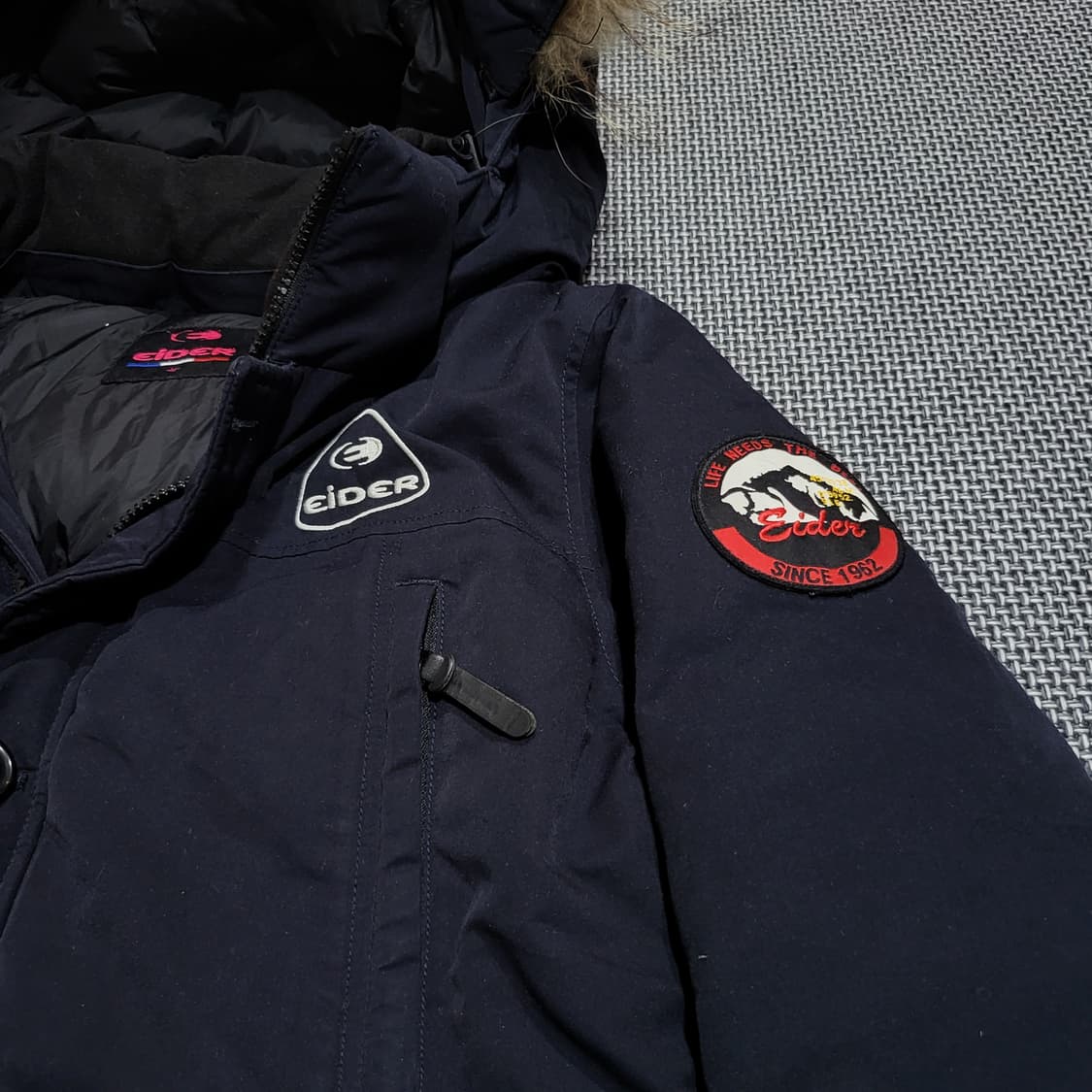 (여성) 아이더 필파워 700 덕다운 패딩 점퍼 (M) 상품이미지4