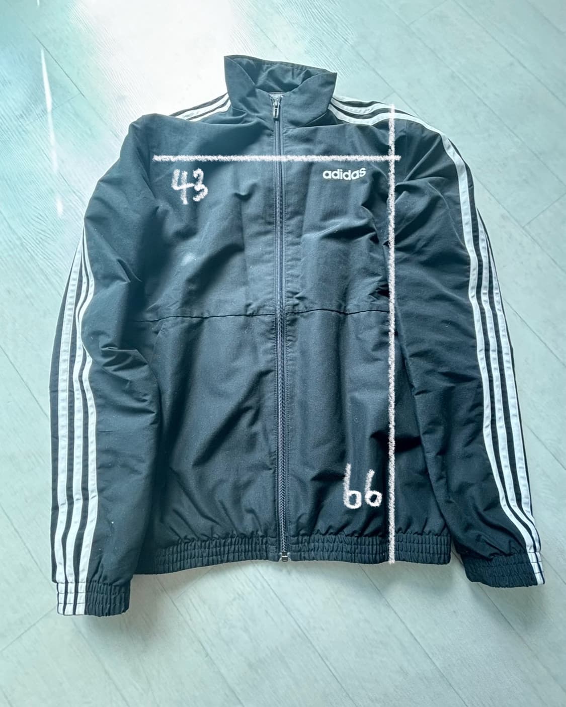 아디다스 블랙 바람막이 s 상품이미지3