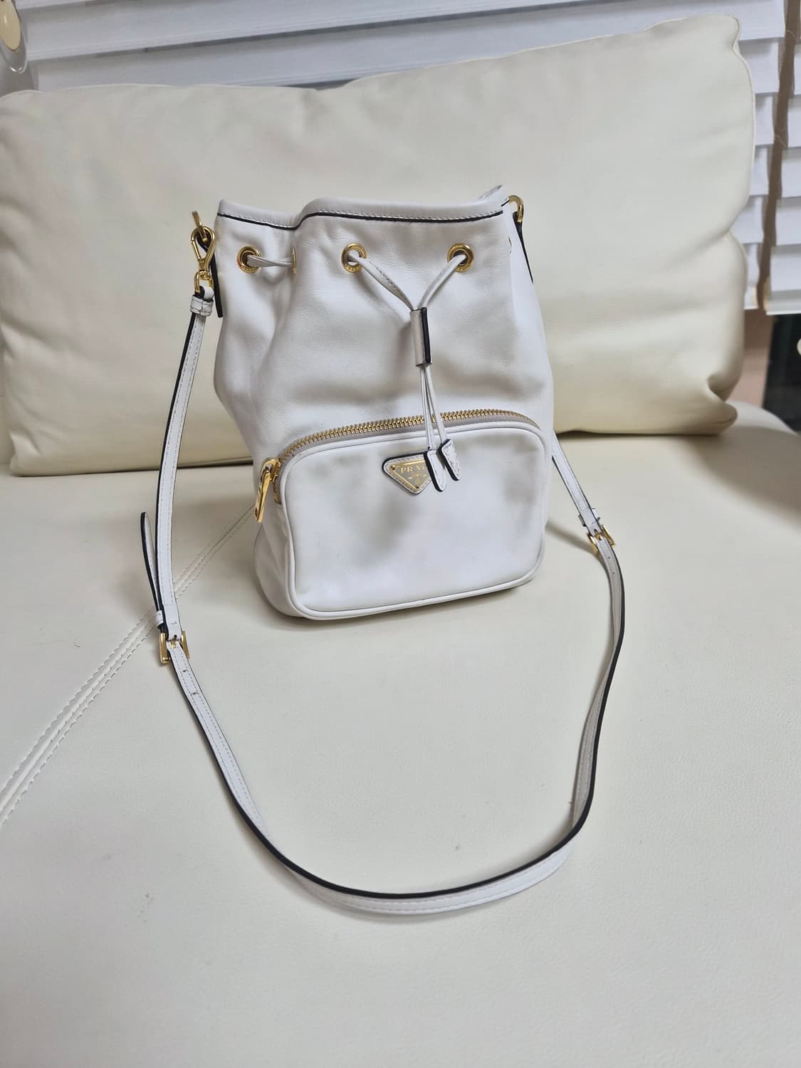 프라다정품 버킷백  상품이미지1