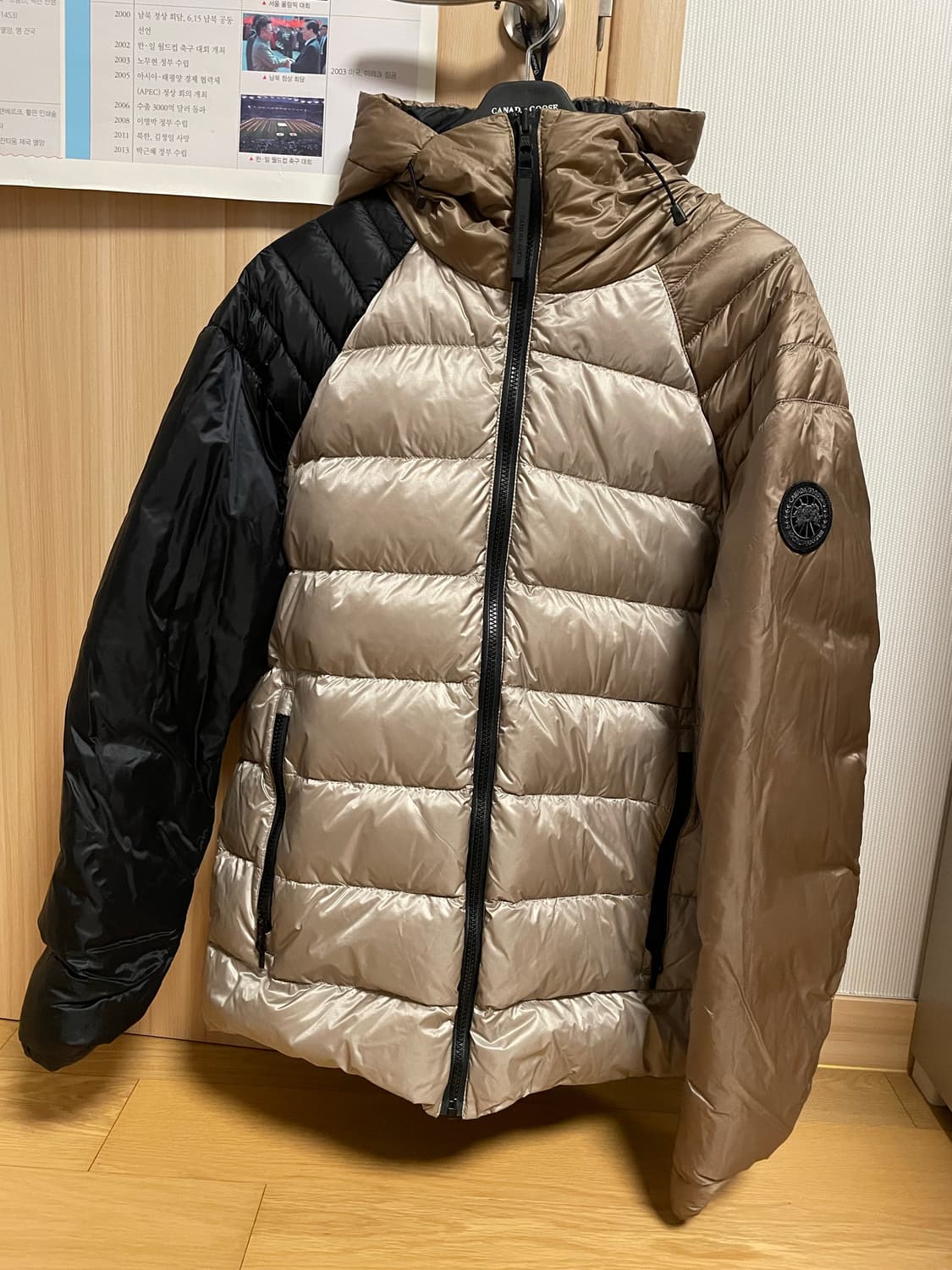 캐나다구스 패딩 리버시블 블랙/골드 상품이미지3