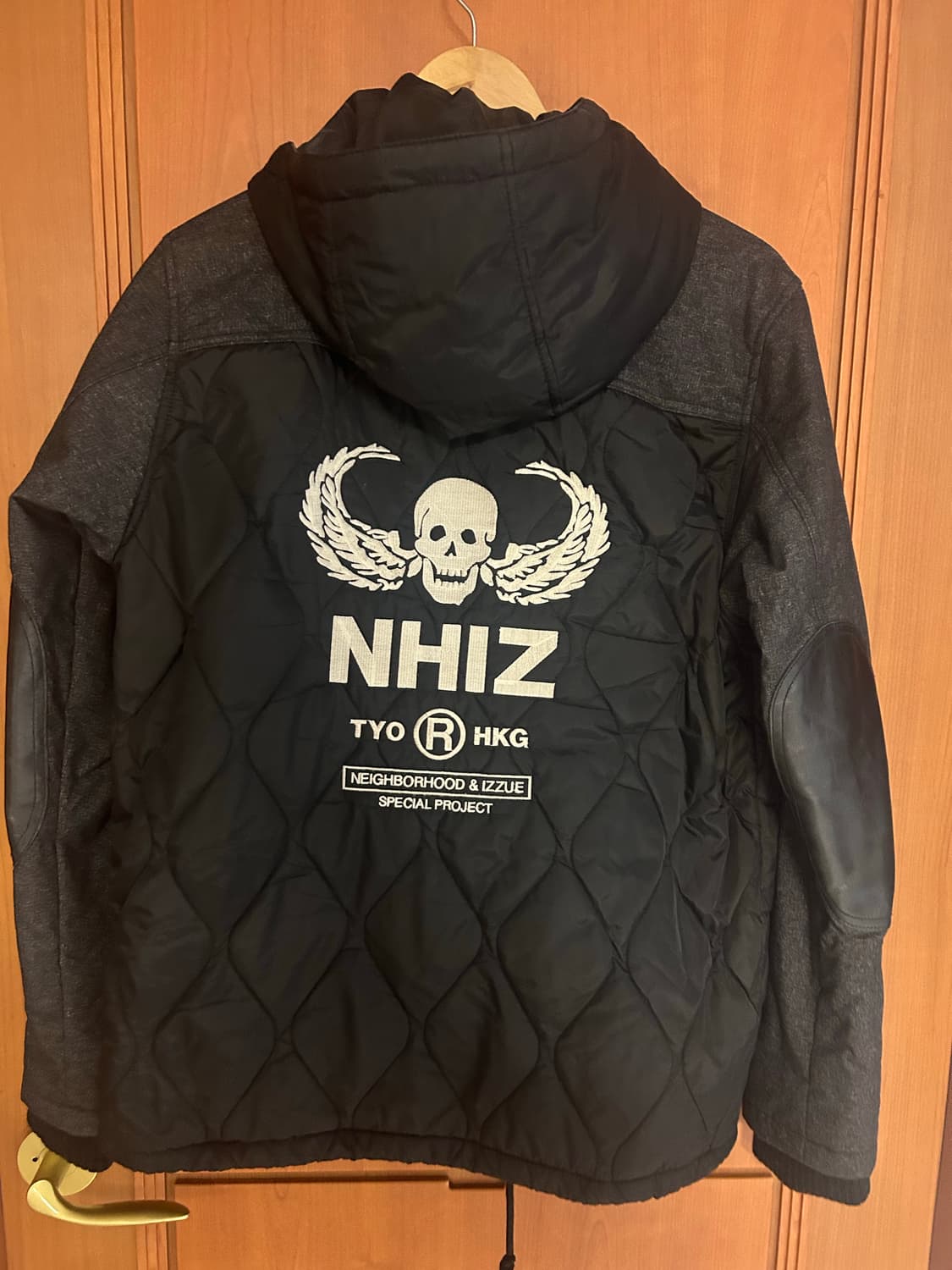 네이버후드 X 이쭈 후디드 패딩 자켓 상품이미지2