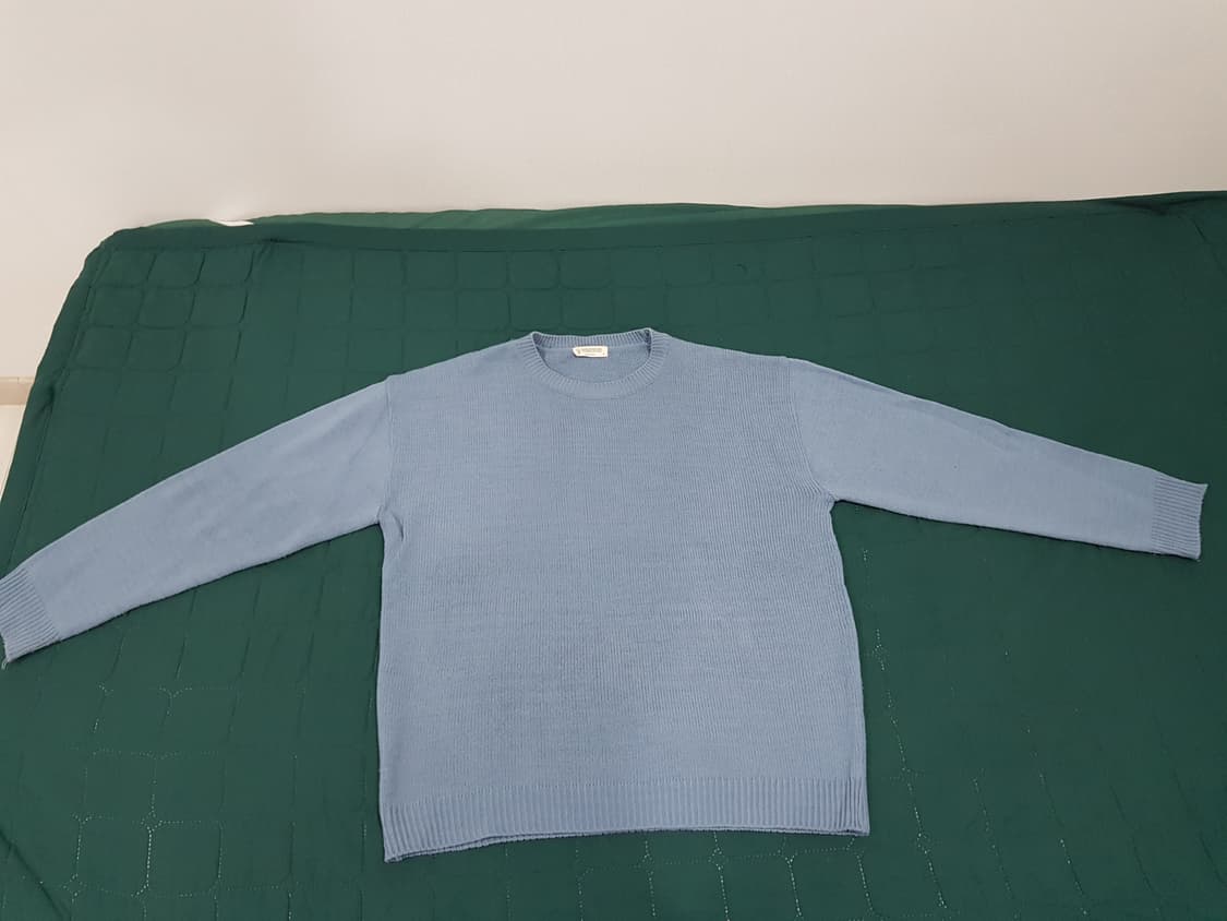 [옷장정리] 하늘색 라운드넥 니트 상품이미지2