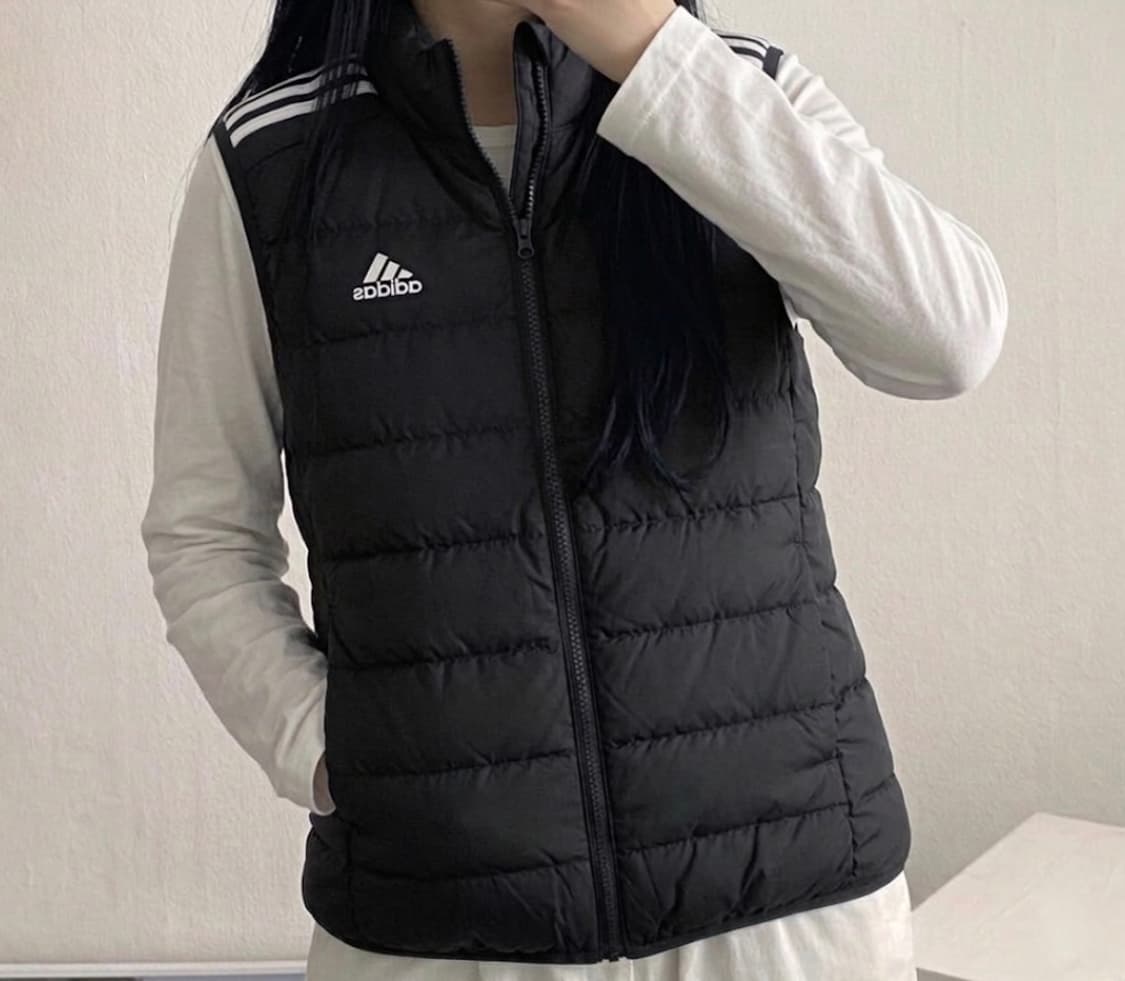 [S급] 가볍 따뜻☕️ 아디다스 ESS 라이트 다운 패딩 조끼 F 상품이미지1