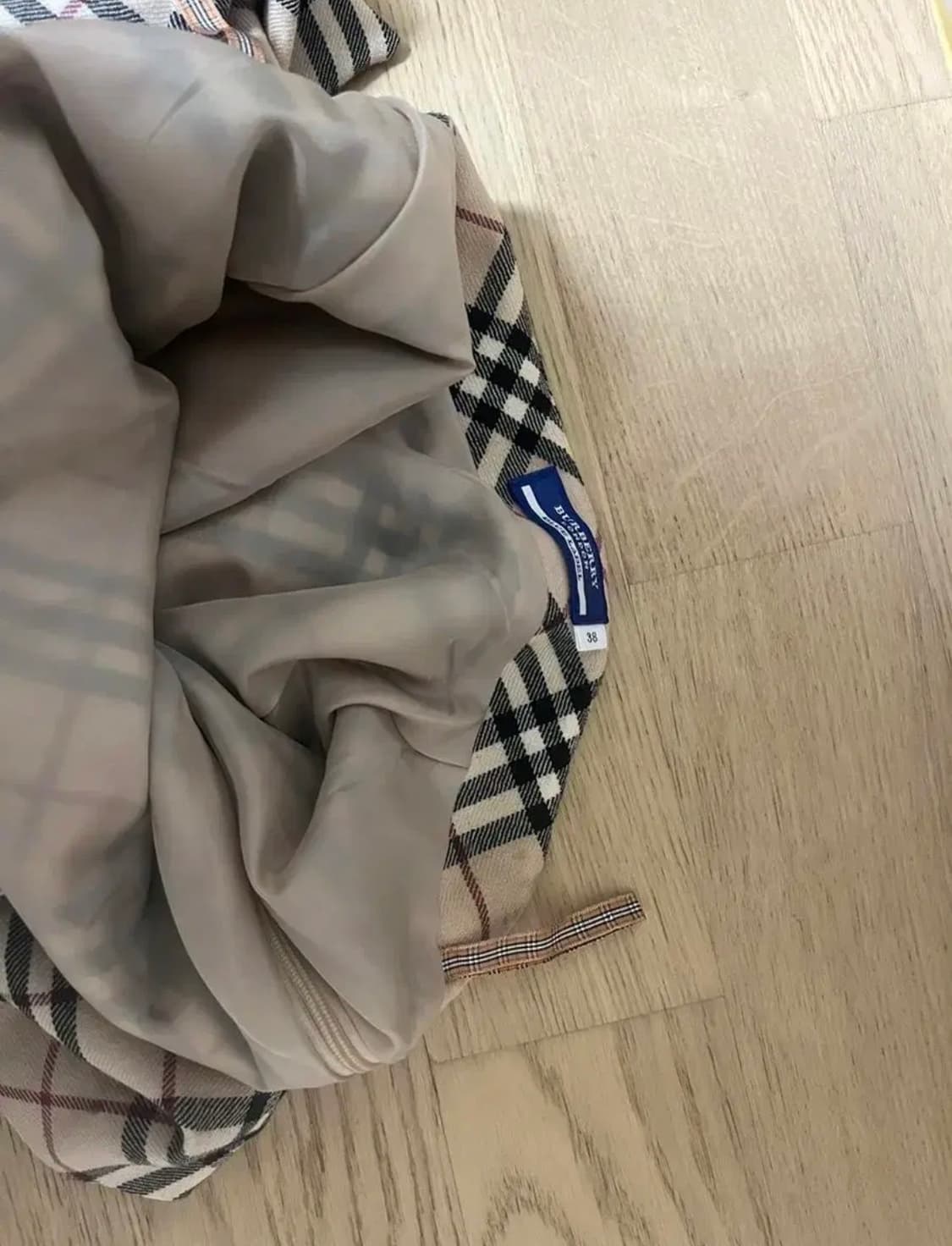 버버리 울 미디 스커트 상품이미지6
