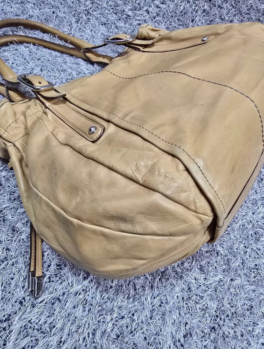 토즈 레더 숄더백 상품이미지5