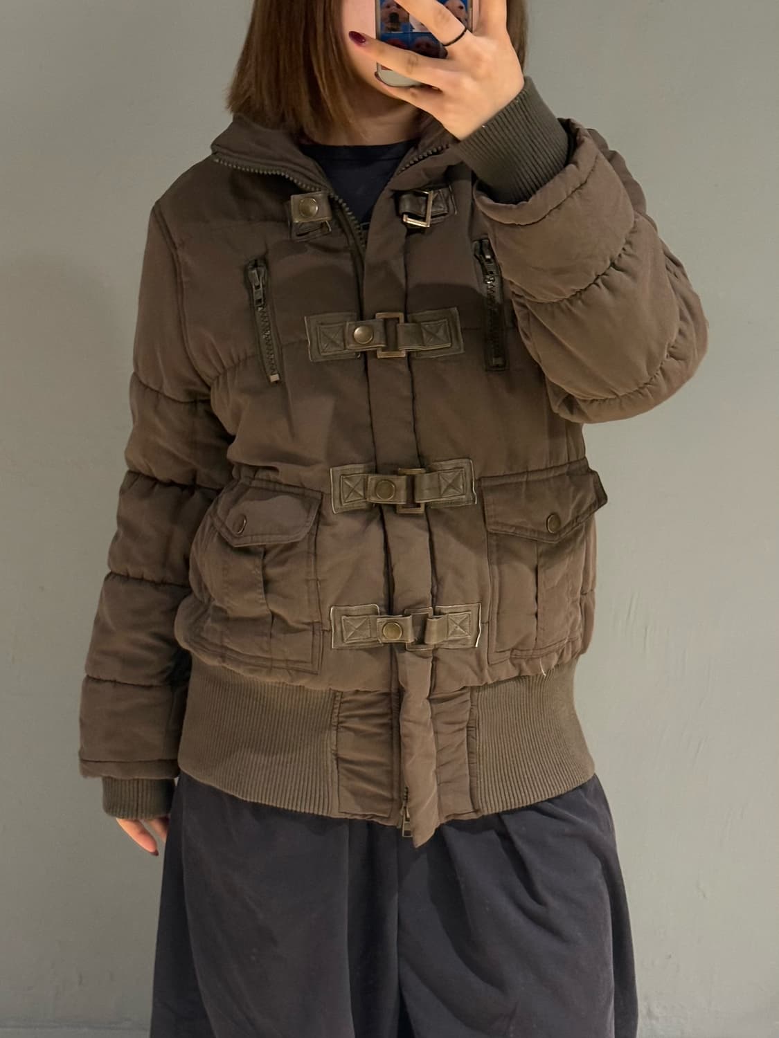 snap button detail high-neck padding 상품이미지3