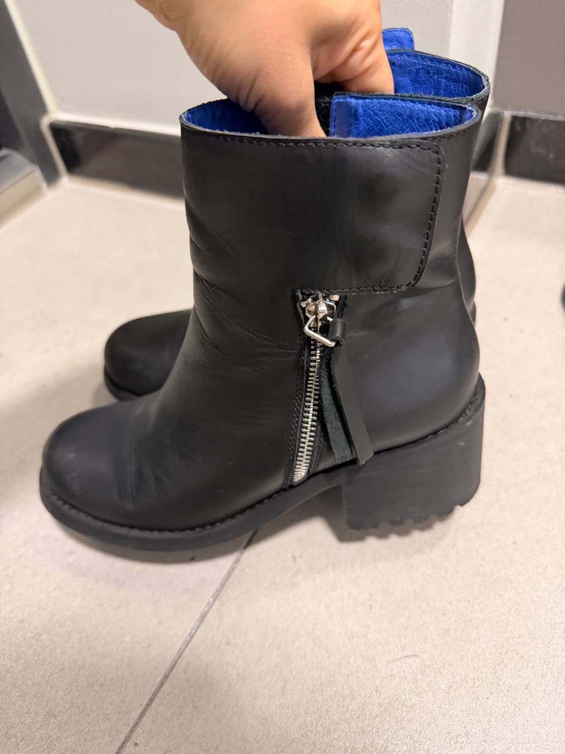 슈콤마보니 235 부츠 앵클 지퍼 상품이미지2