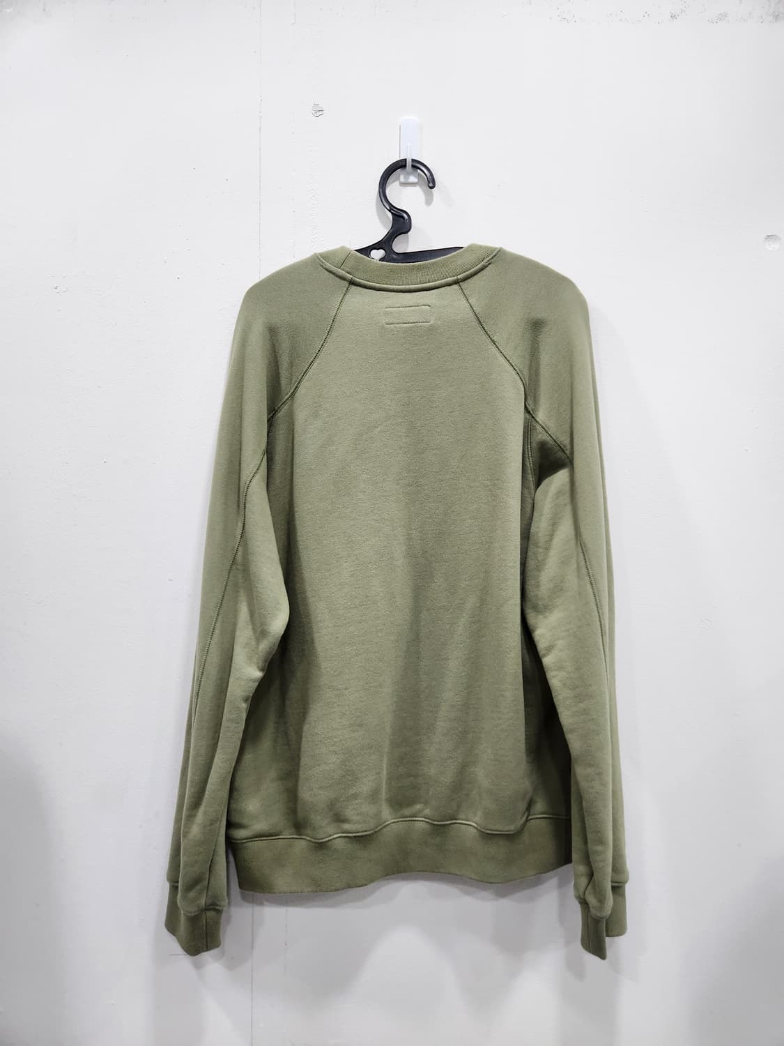 로어즈 LORES 카키 맨투맨 남성 L 100사이즈 상품이미지3