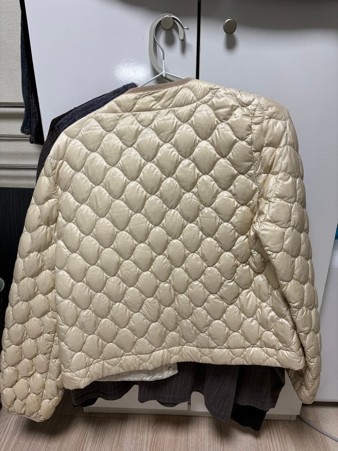 몽클레어 퀼팅 다운 자켓 상품이미지2