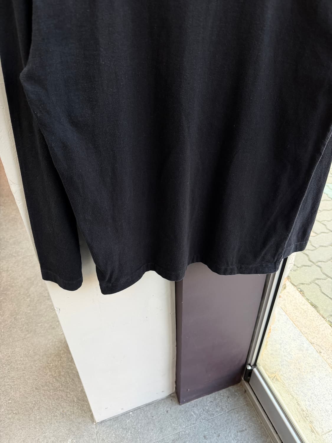 100/ 꼼데가르송 레드와펜 블랙 긴팔티 상품이미지6