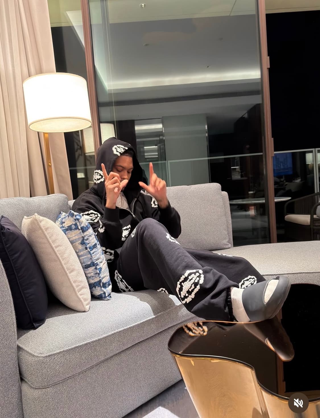 (주말까지35)코르테이즈x데님티어즈 스웻팬츠 블랙 corteiz crtz 상품이미지3