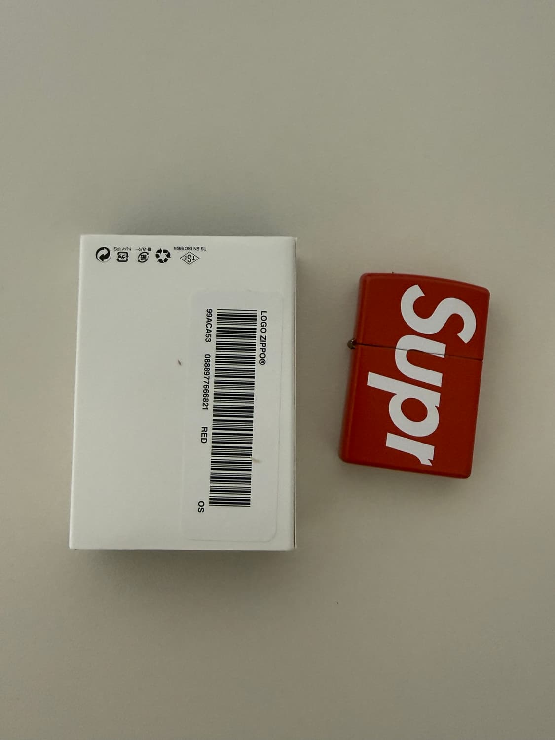슈프림 로고 지포 라이터 레드 상품이미지4