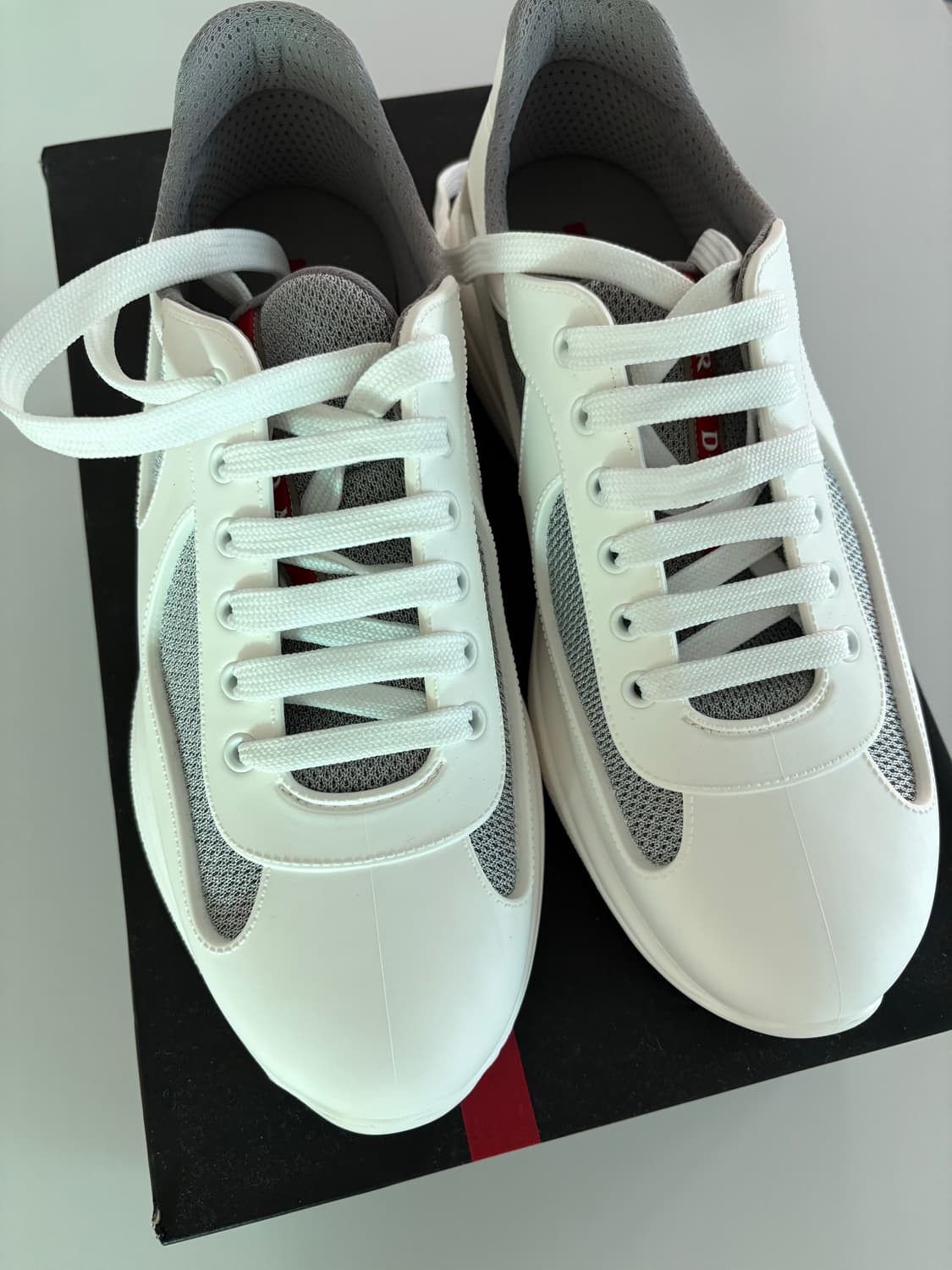 프라다 아메리카컵 화이트 상품이미지2