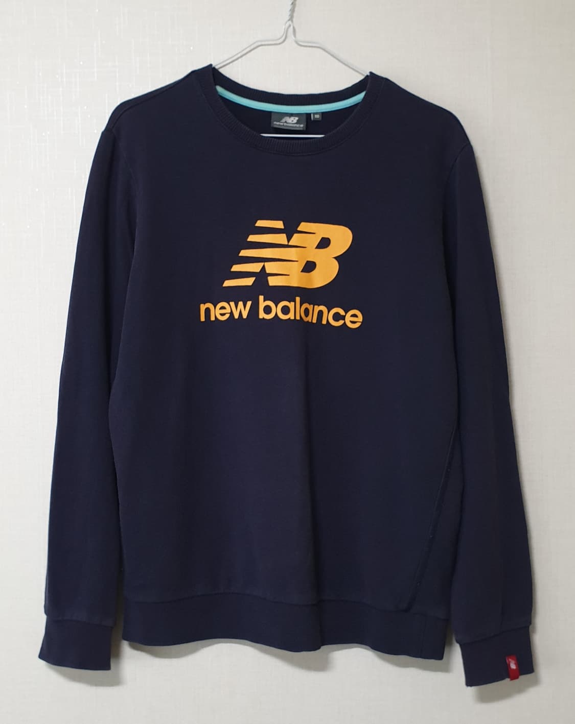 뉴발란스 맨투맨 긴팔티 90사이즈 상품이미지1