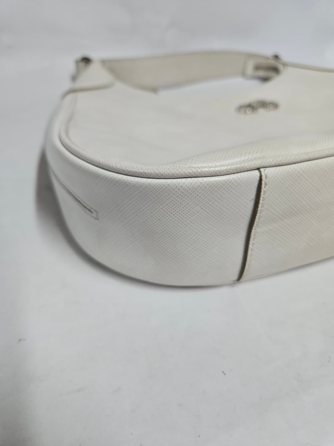 살바토레  페라가모 간치니 호보 숄더백 감정서포함 상품이미지7