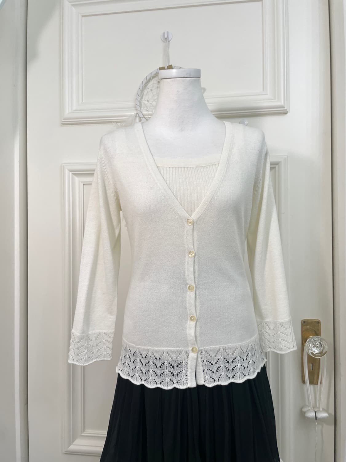 ivory crochet point v-neck cardigan&ivor 상품이미지1