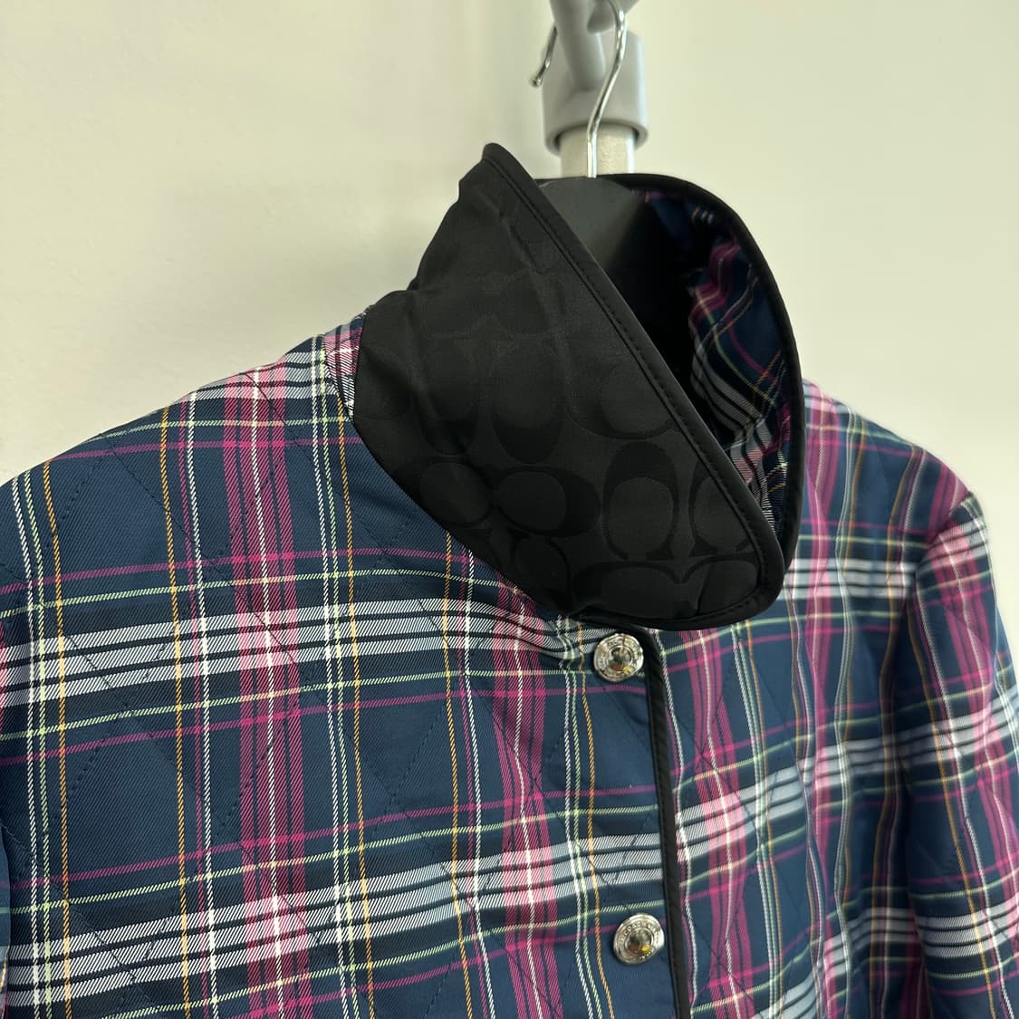 코치 체크 퀼팅 자켓 상품이미지4