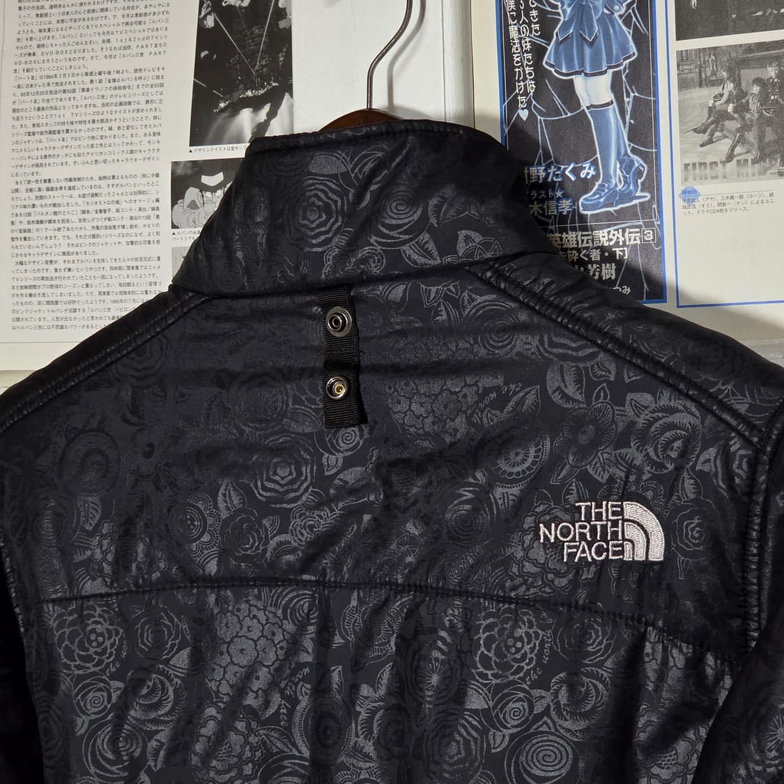 노스페이스 페이즐리 블랙 경량 패딩 상품이미지5