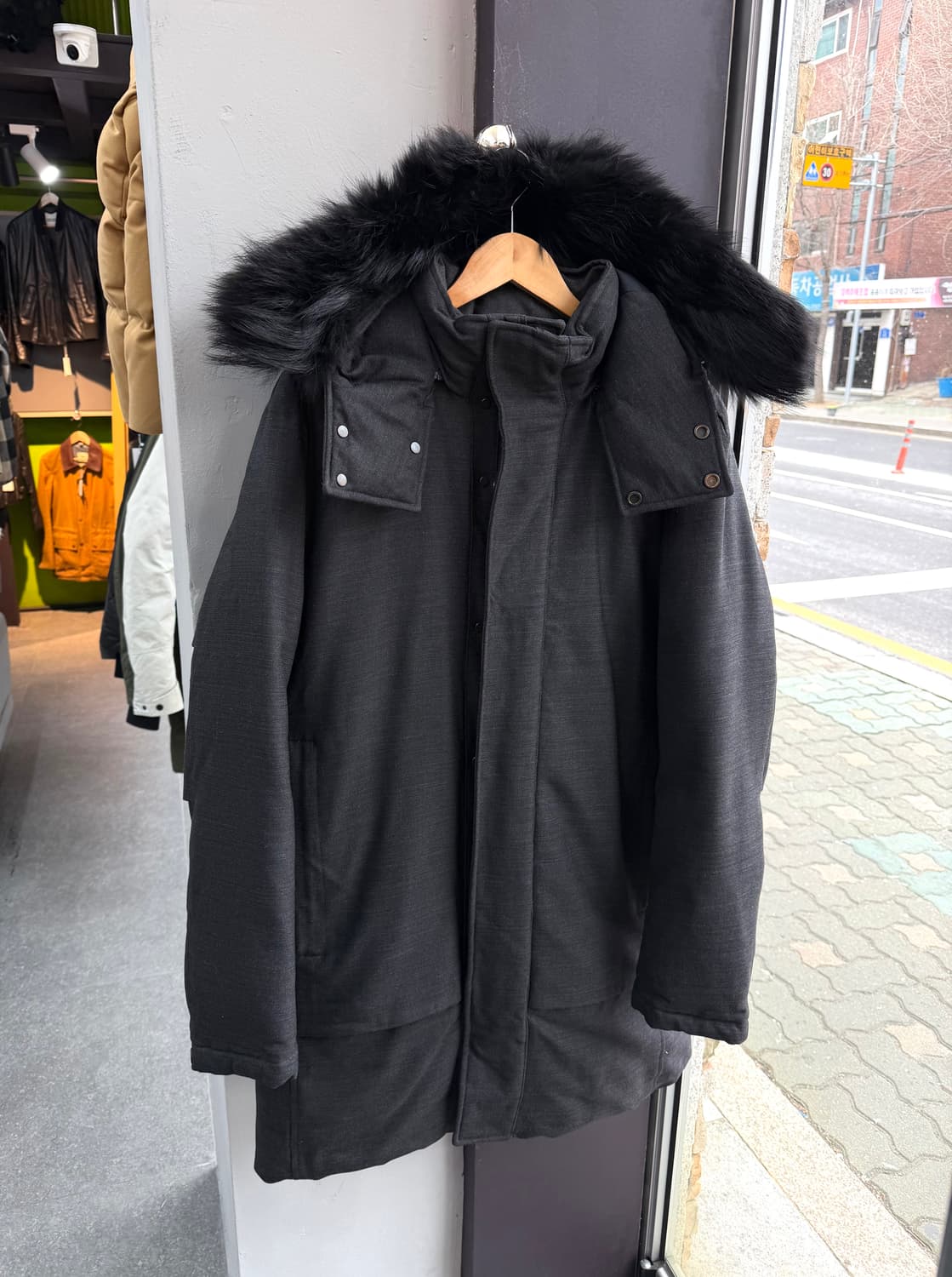 100/ 띠어리 캐시미어 블랜딩 다운 코요테 패딩 상품이미지2