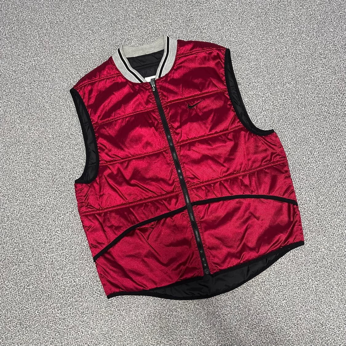 나이키 패딩 조끼 레드 상품이미지1