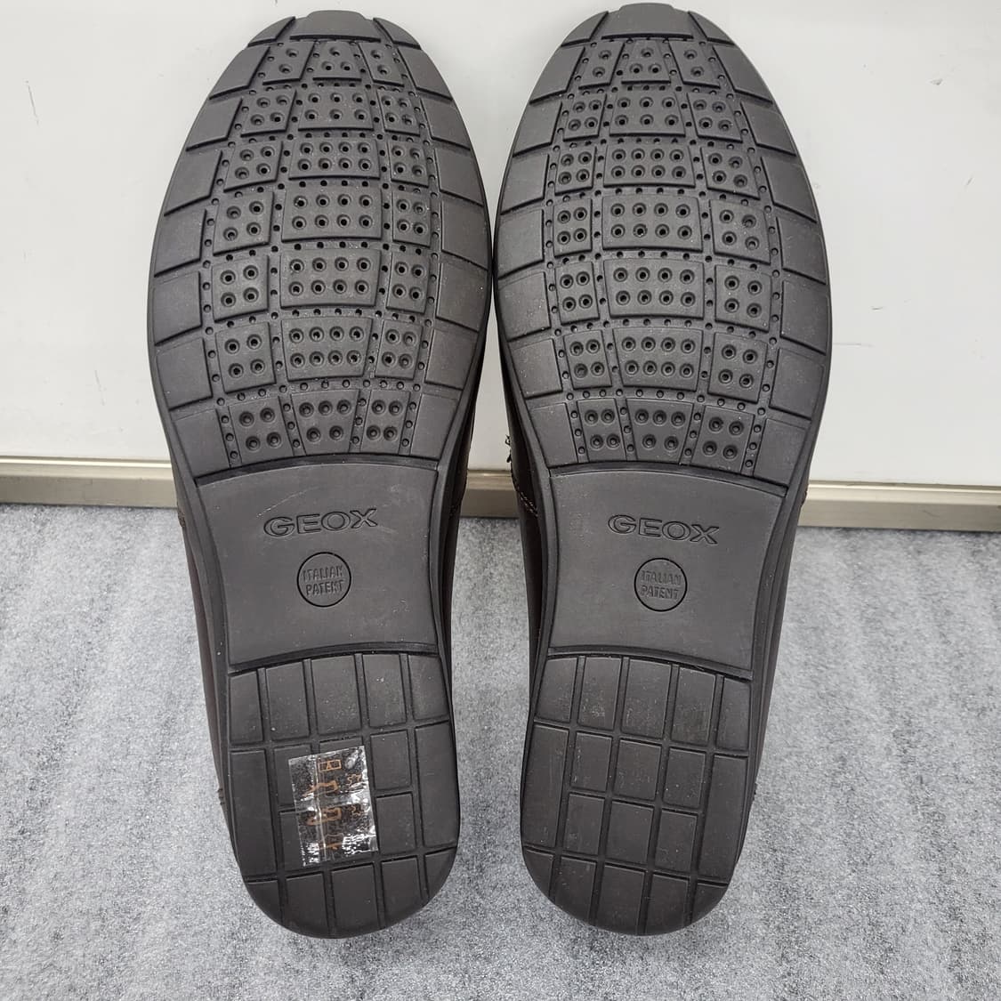 상태좋은 Geox 로퍼 U34R1C 250mm 상품이미지9