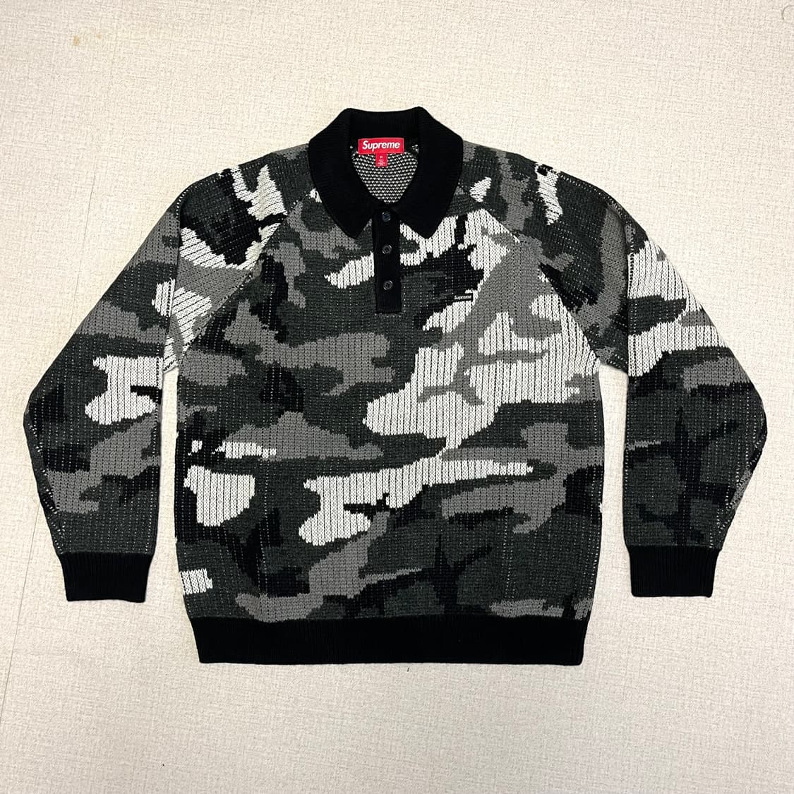 슈프림 스몰 박스 폴로 스웨터 스노우 카모 - 25FW 상품이미지2